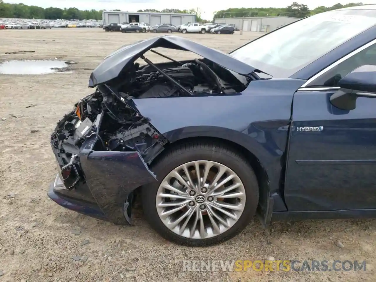 9 Photograph of a damaged car 4T1D21FB0LU012264 TOYOTA AVALON 2020