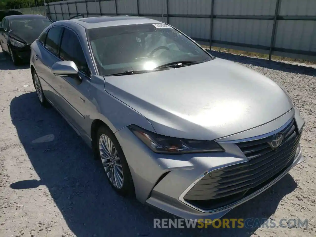 1 Photograph of a damaged car 4T1D21FB0LU012507 TOYOTA AVALON 2020