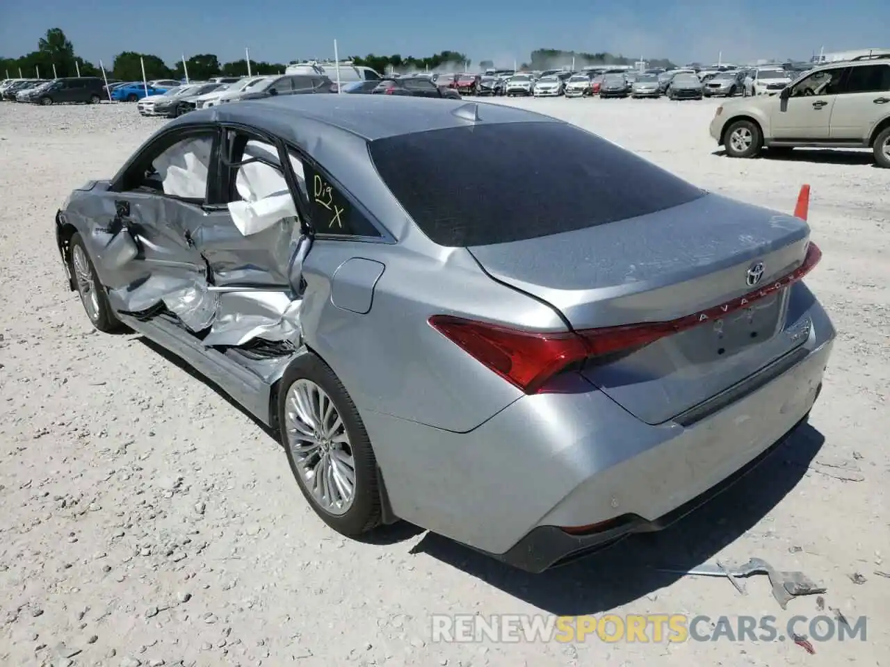 3 Photograph of a damaged car 4T1D21FB0LU012507 TOYOTA AVALON 2020