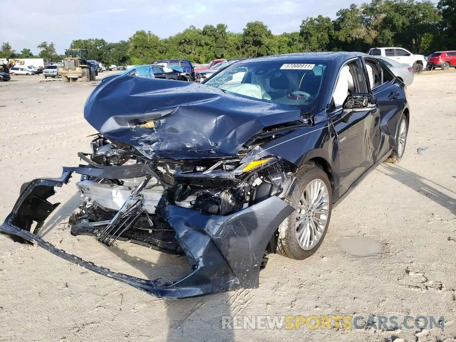 2 Photograph of a damaged car 4T1D21FB0LU016363 TOYOTA AVALON 2020