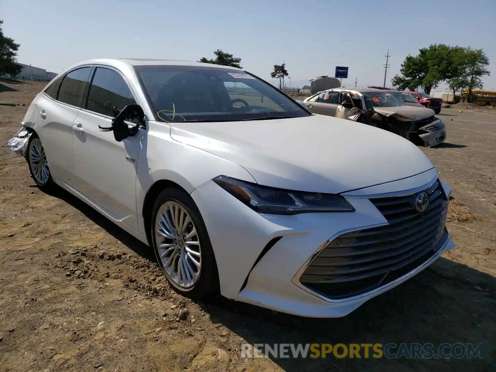 1 Photograph of a damaged car 4T1D21FB0LU017948 TOYOTA AVALON 2020