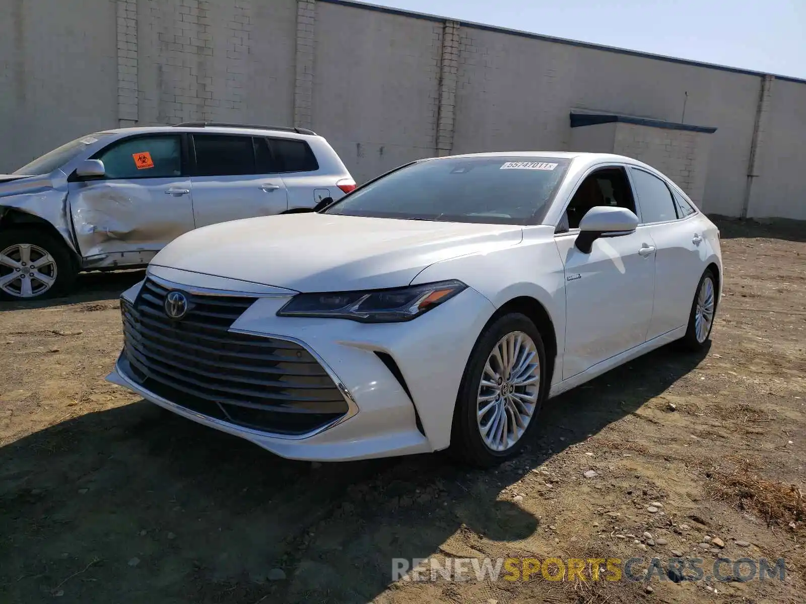 2 Photograph of a damaged car 4T1D21FB0LU017948 TOYOTA AVALON 2020