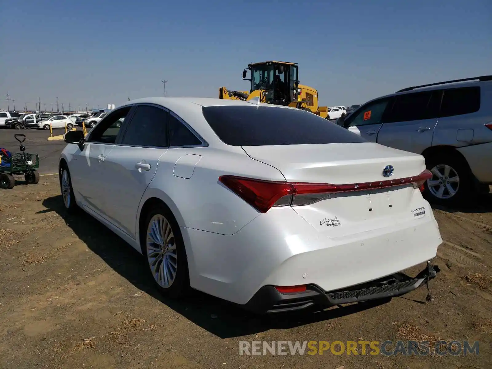 3 Photograph of a damaged car 4T1D21FB0LU017948 TOYOTA AVALON 2020