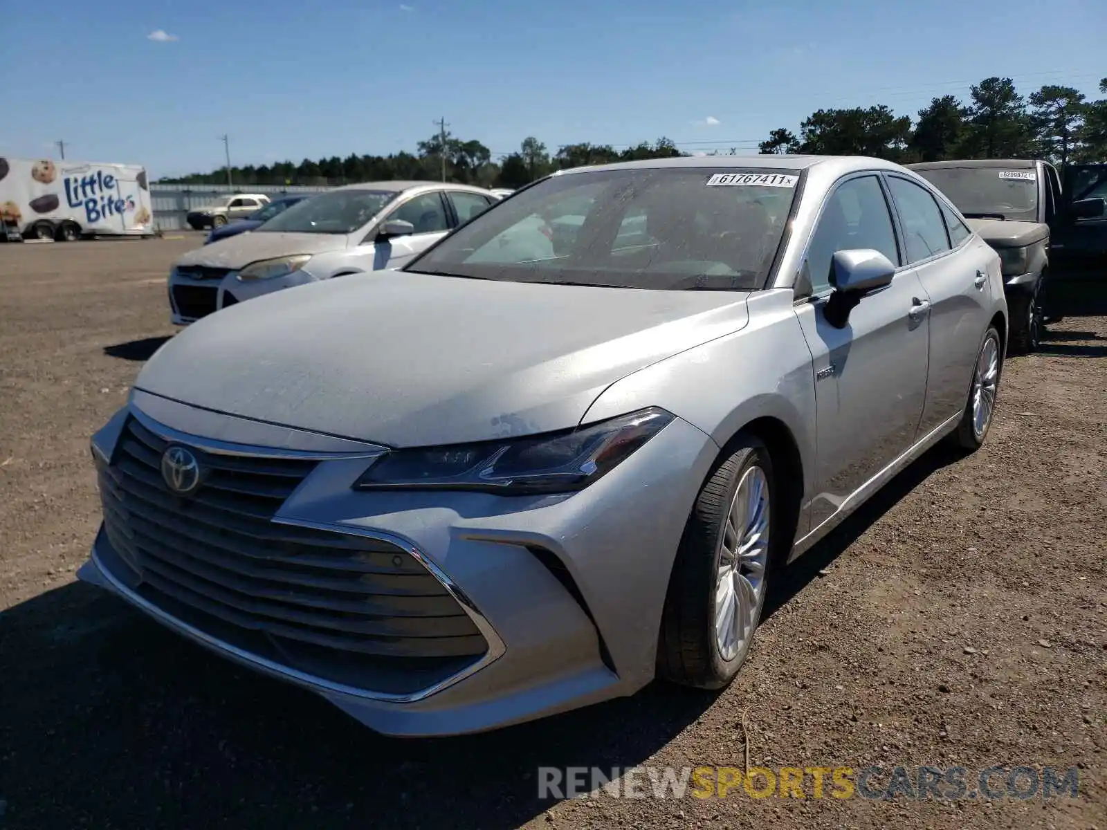 2 Photograph of a damaged car 4T1D21FB0LU018016 TOYOTA AVALON 2020