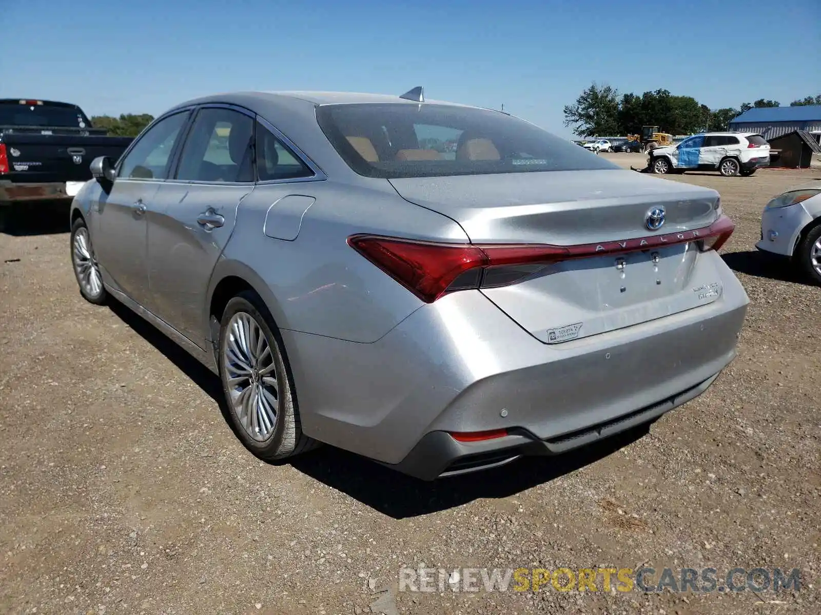 3 Photograph of a damaged car 4T1D21FB0LU018016 TOYOTA AVALON 2020