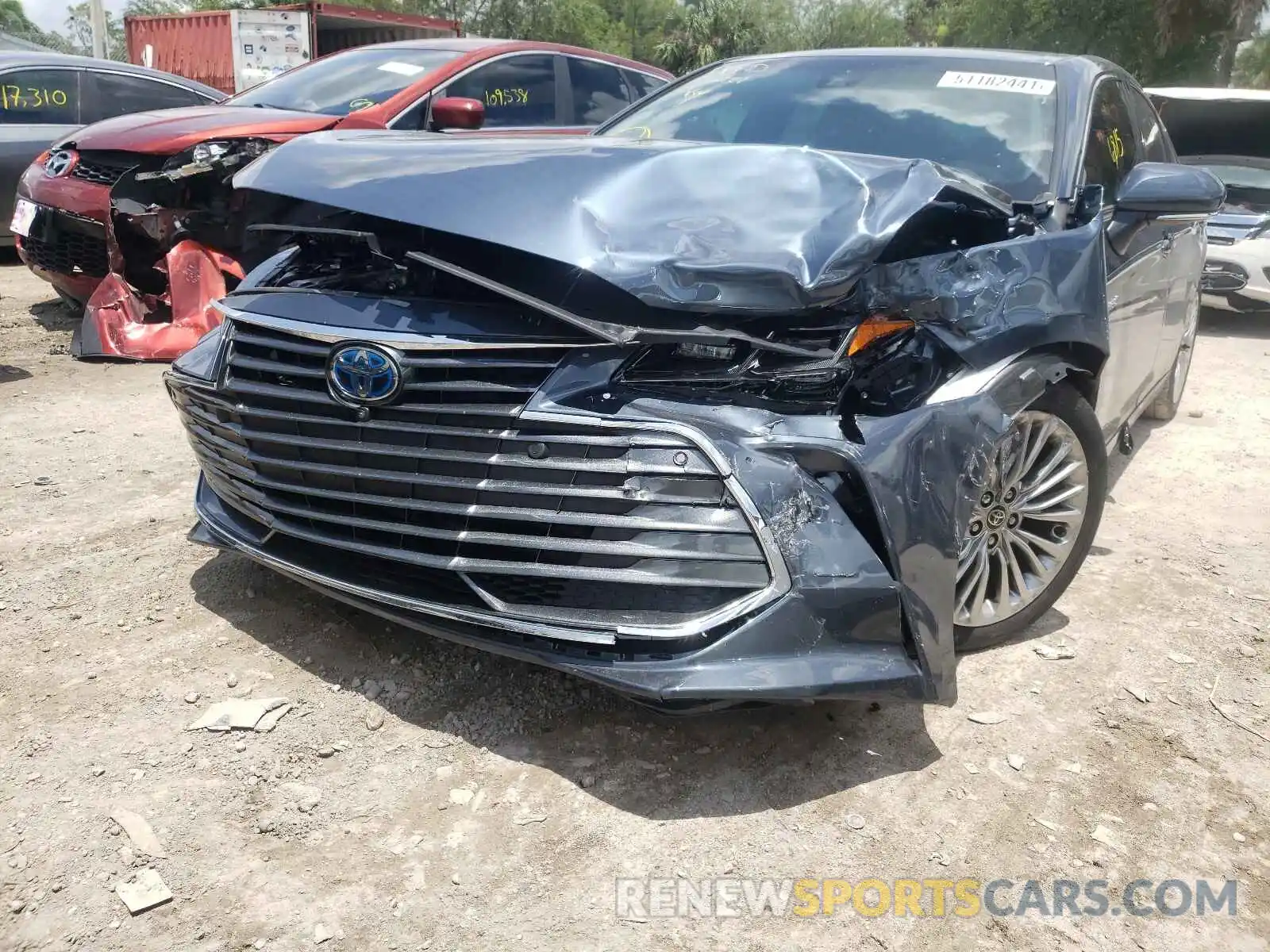 9 Photograph of a damaged car 4T1D21FB0LU018064 TOYOTA AVALON 2020