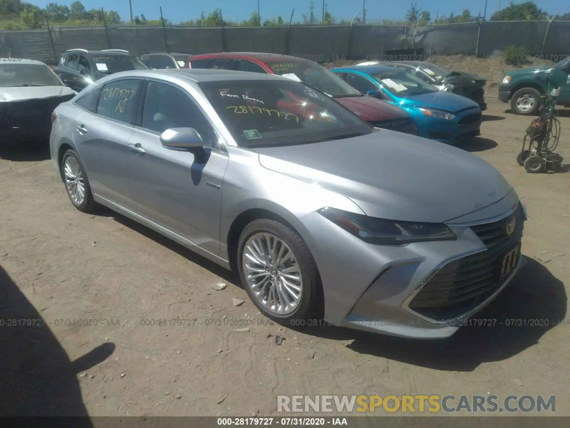 1 Photograph of a damaged car 4T1D21FB1LU013665 TOYOTA AVALON 2020