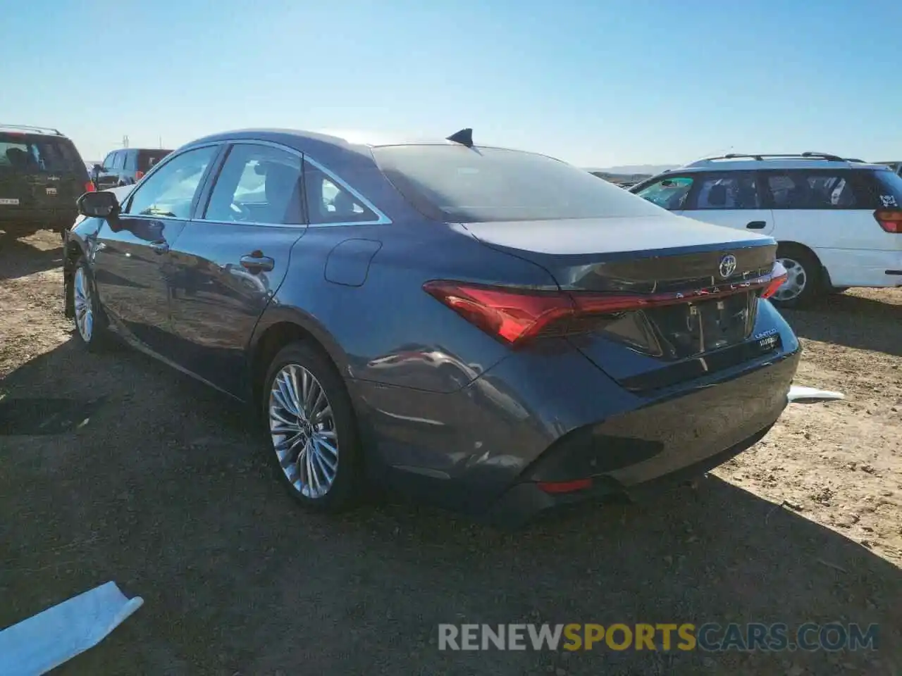 3 Photograph of a damaged car 4T1D21FB2LU017918 TOYOTA AVALON 2020