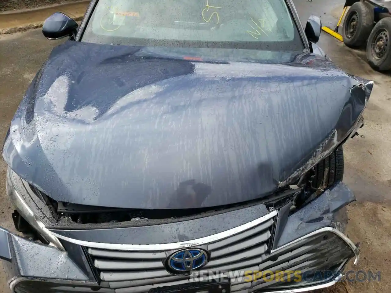 7 Photograph of a damaged car 4T1D21FB3LU017121 TOYOTA AVALON 2020