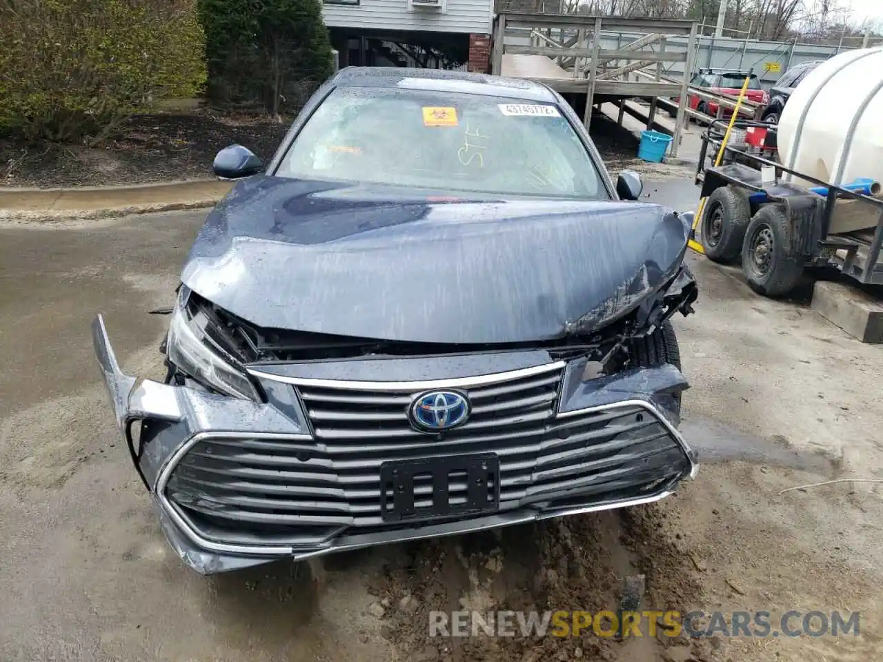 9 Photograph of a damaged car 4T1D21FB3LU017121 TOYOTA AVALON 2020