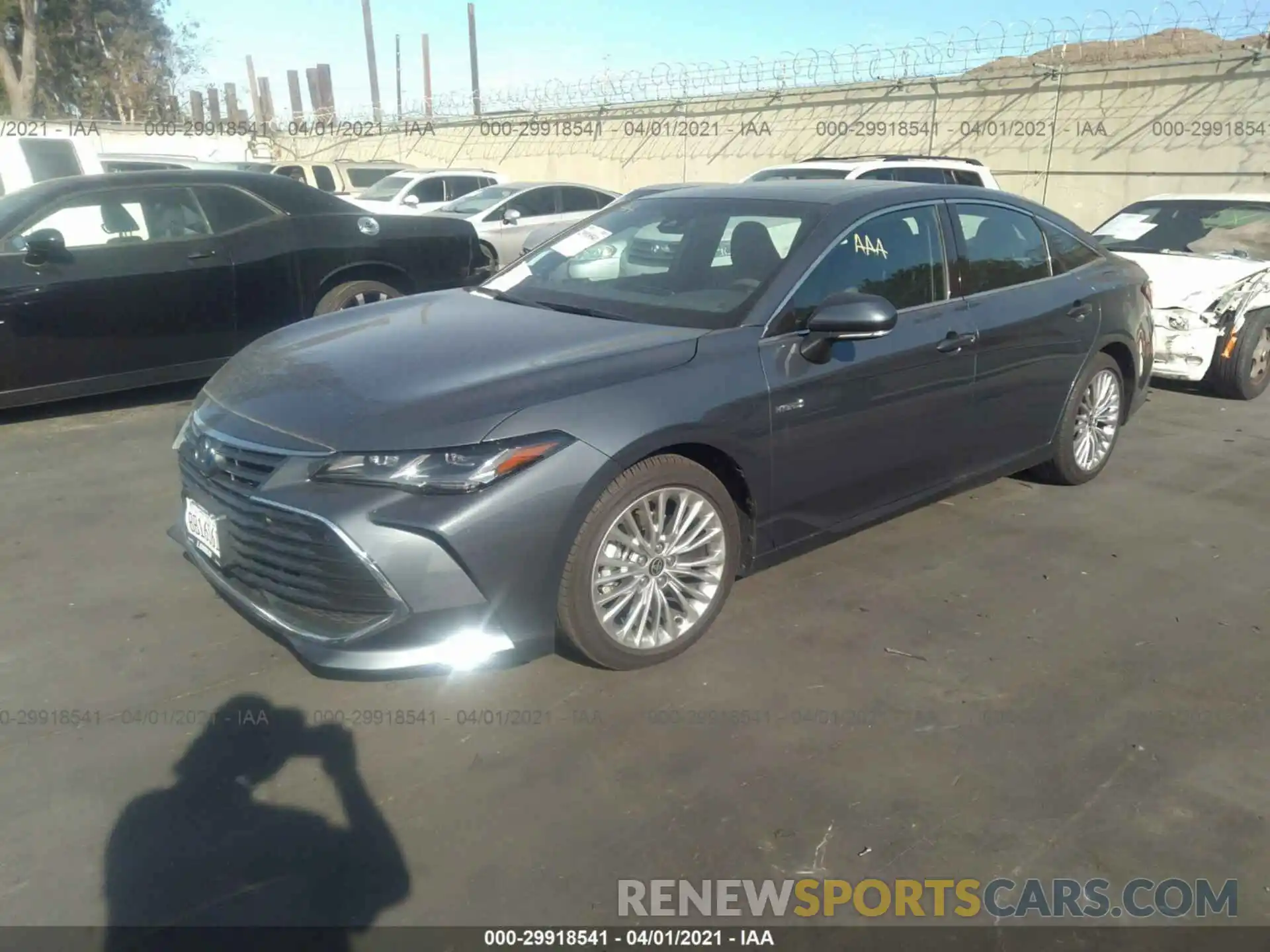 2 Photograph of a damaged car 4T1D21FB4LU019475 TOYOTA AVALON 2020