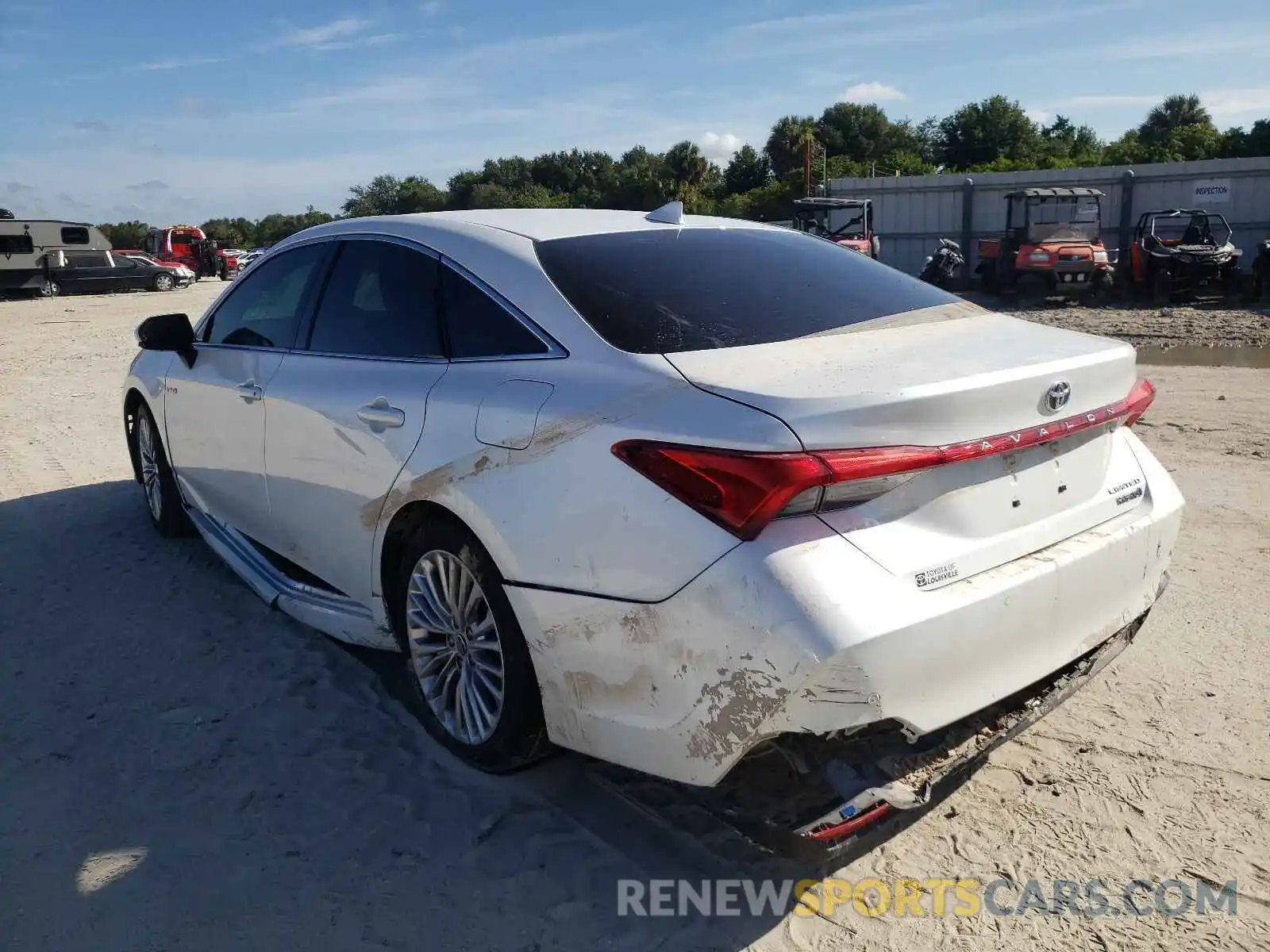 3 Photograph of a damaged car 4T1D21FB5LU017301 TOYOTA AVALON 2020