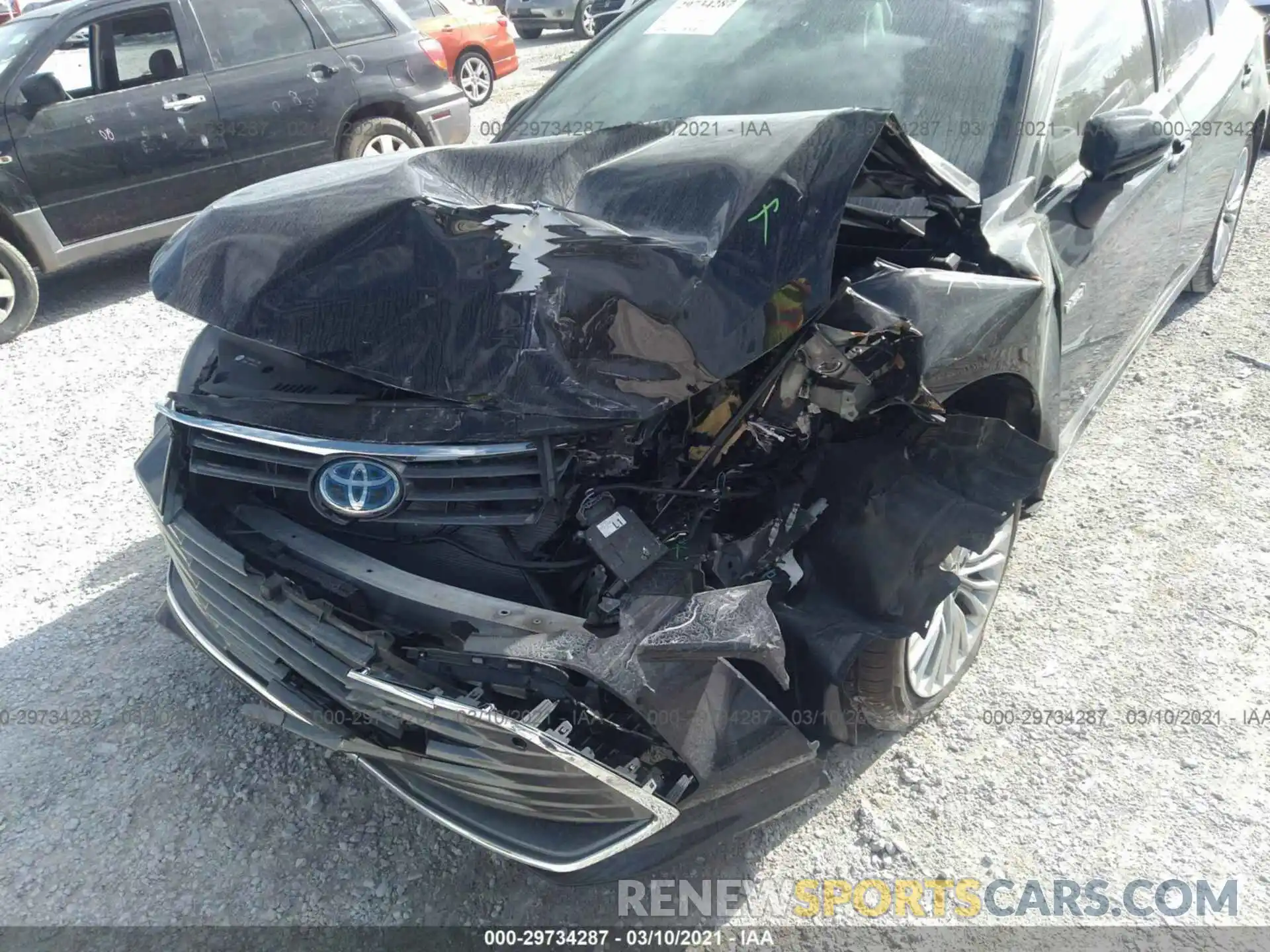 6 Photograph of a damaged car 4T1D21FB6LU019008 TOYOTA AVALON 2020