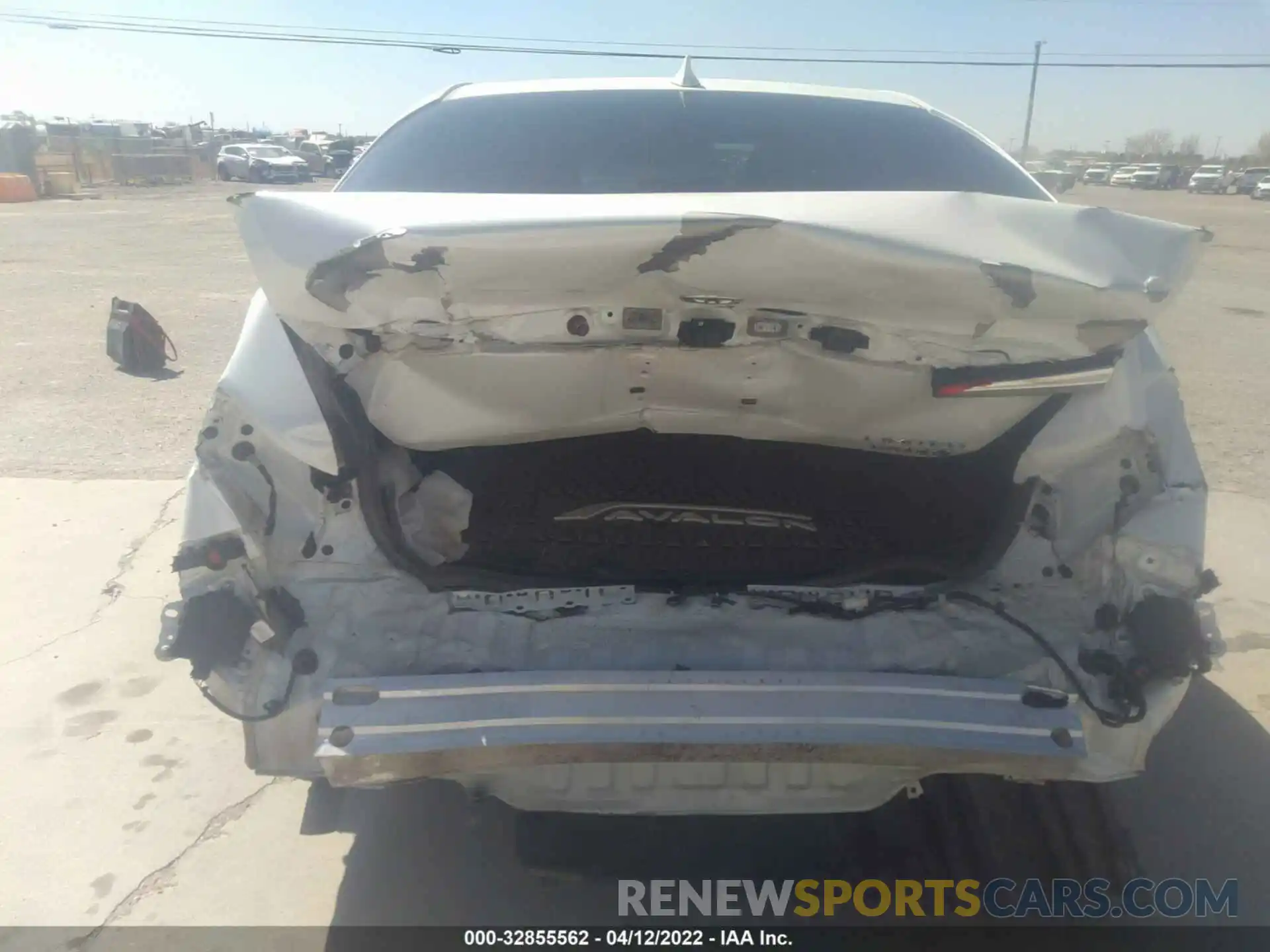 6 Photograph of a damaged car 4T1D21FB7LU017686 TOYOTA AVALON 2020