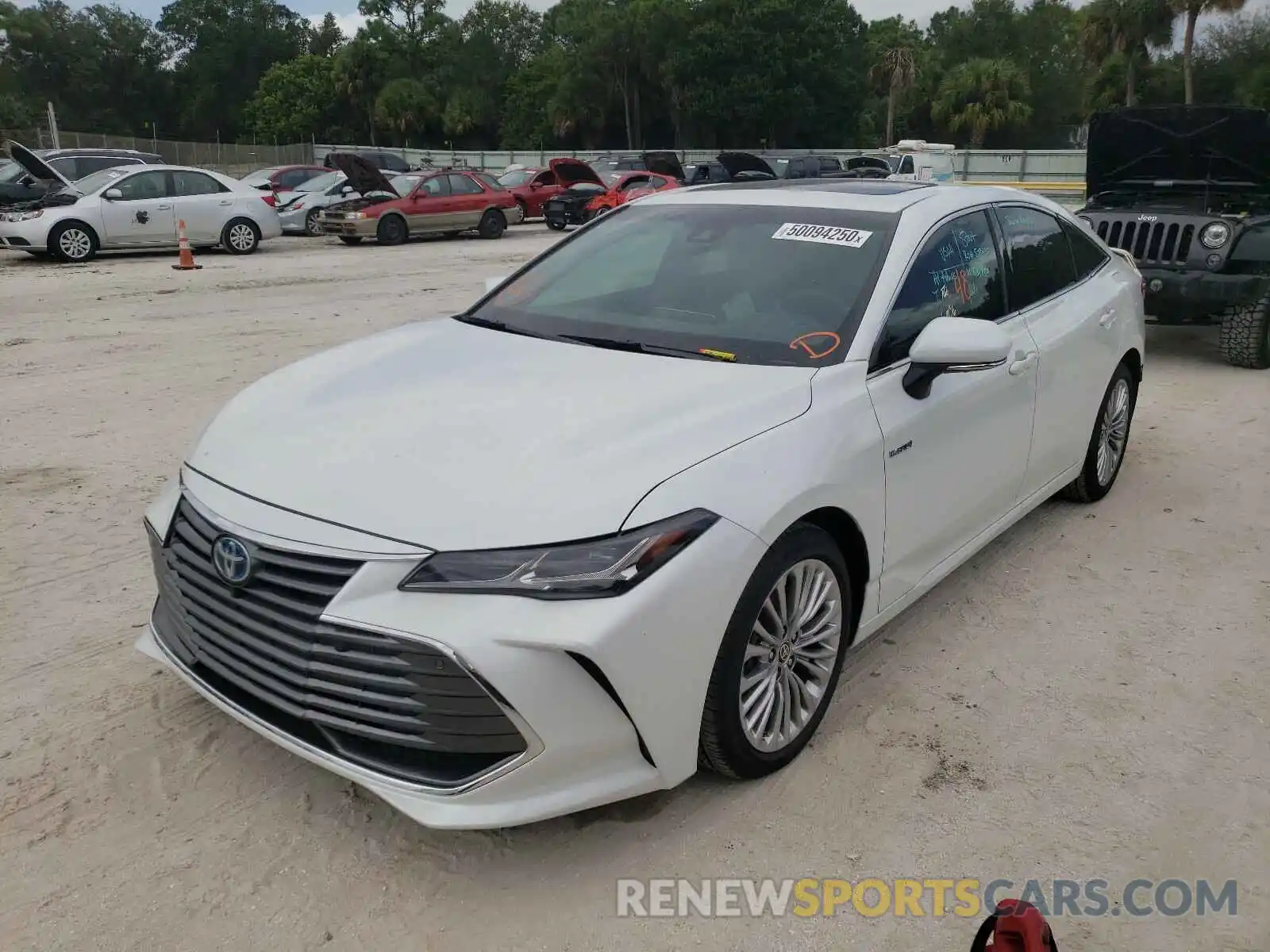 2 Photograph of a damaged car 4T1D21FB8LU018202 TOYOTA AVALON 2020