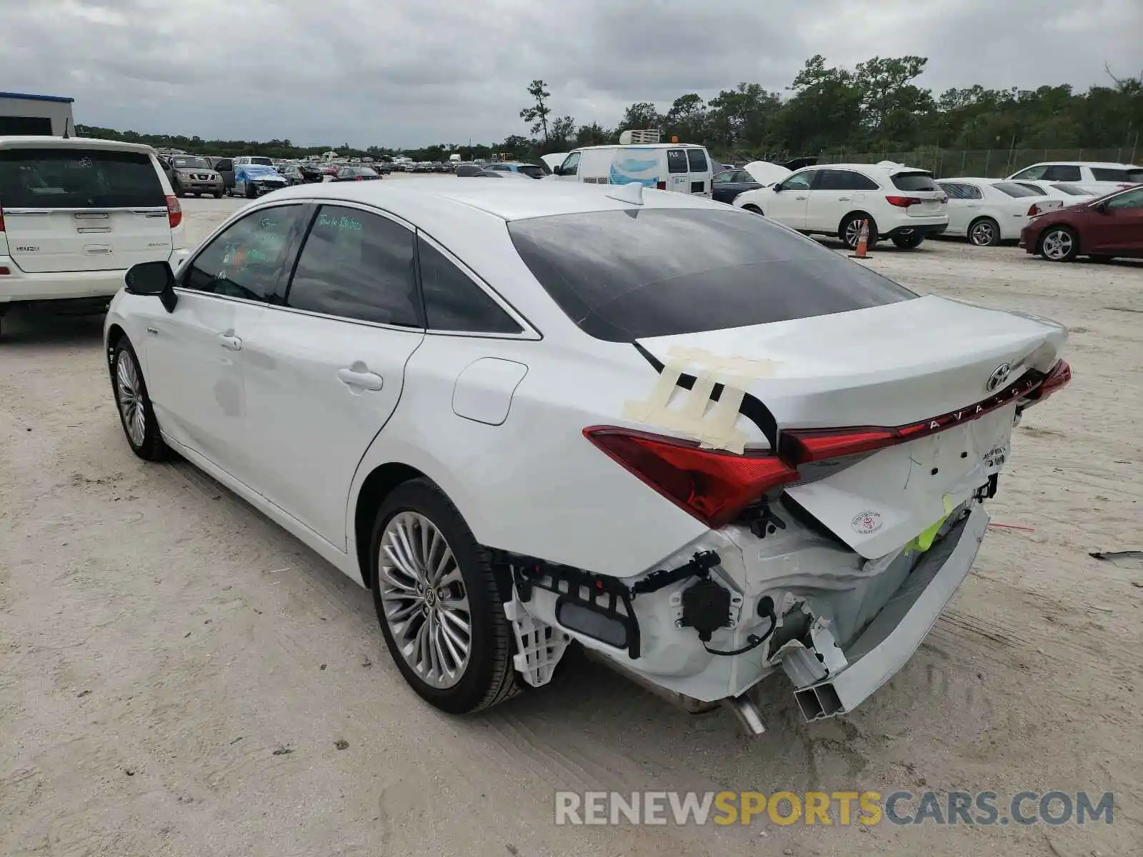 3 Photograph of a damaged car 4T1D21FB8LU018202 TOYOTA AVALON 2020