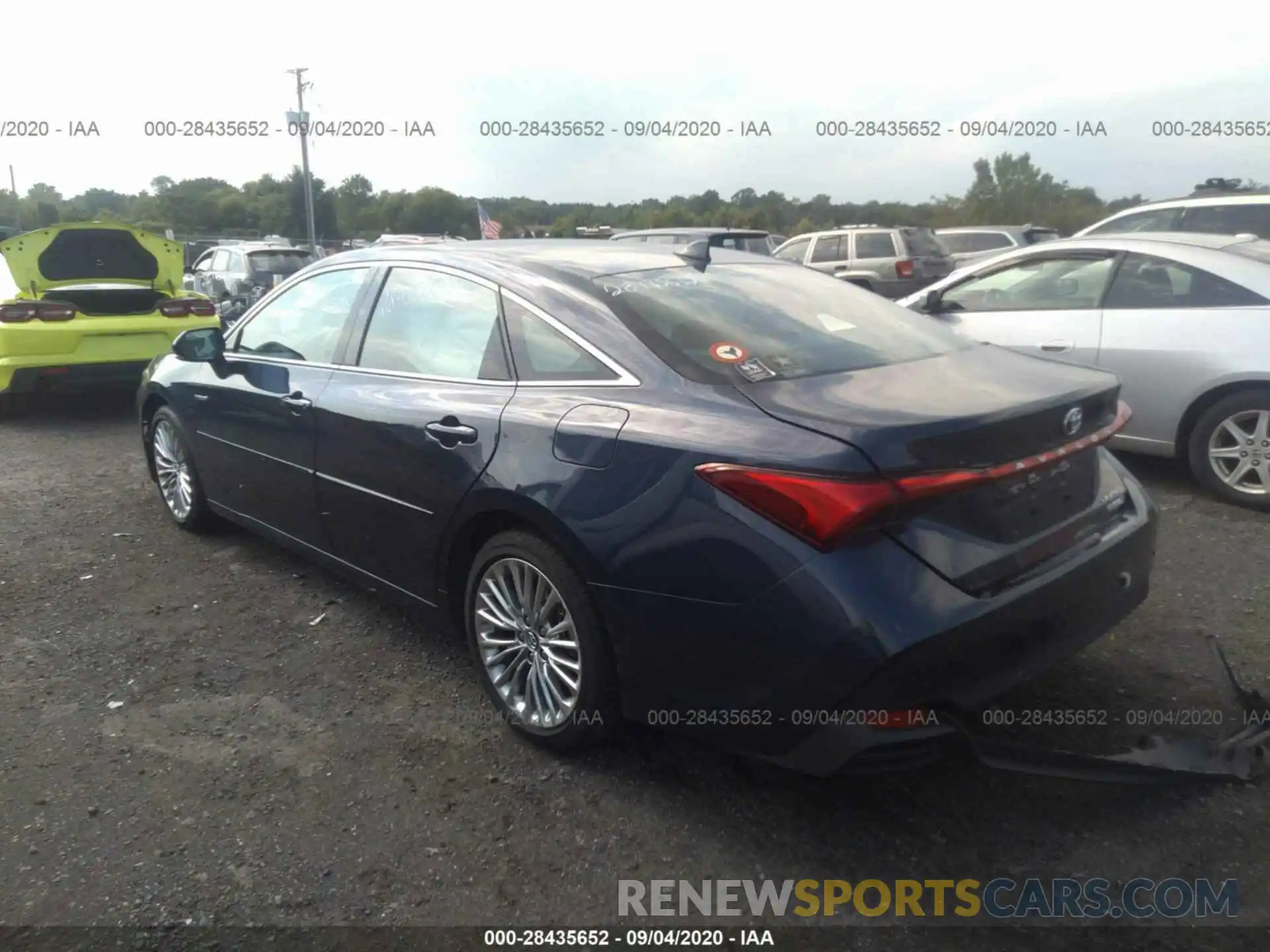 3 Photograph of a damaged car 4T1D21FBXLU014362 TOYOTA AVALON 2020