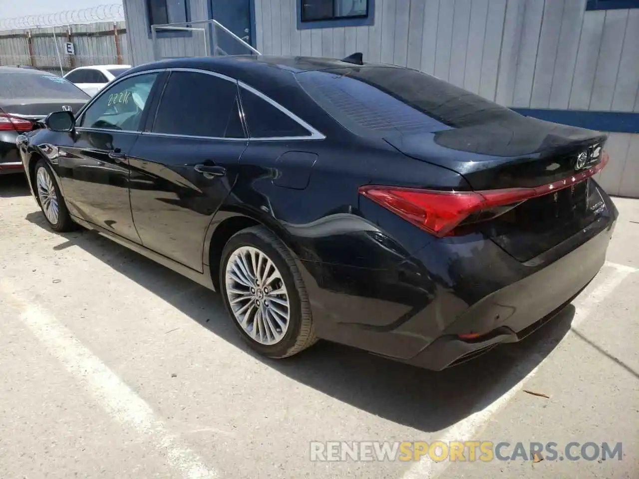 3 Photograph of a damaged car 4T1D21FBXLU014524 TOYOTA AVALON 2020