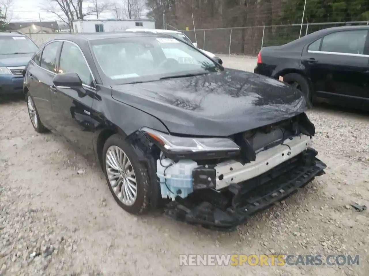 1 Photograph of a damaged car 4T1D21FBXLU018024 TOYOTA AVALON 2020