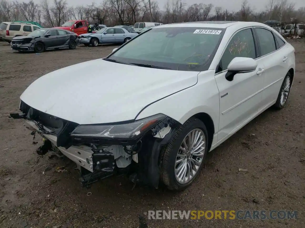 2 Photograph of a damaged car 4T1D21FBXLU018346 TOYOTA AVALON 2020