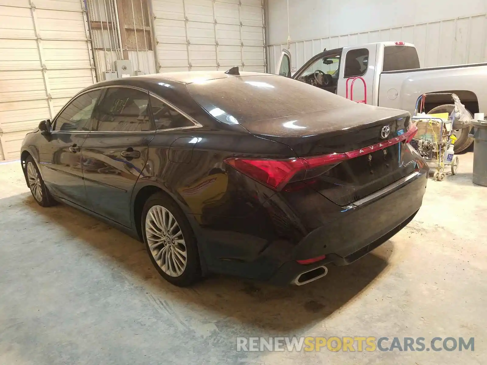 3 Photograph of a damaged car 4T1DZ1FB0LU042232 TOYOTA AVALON 2020