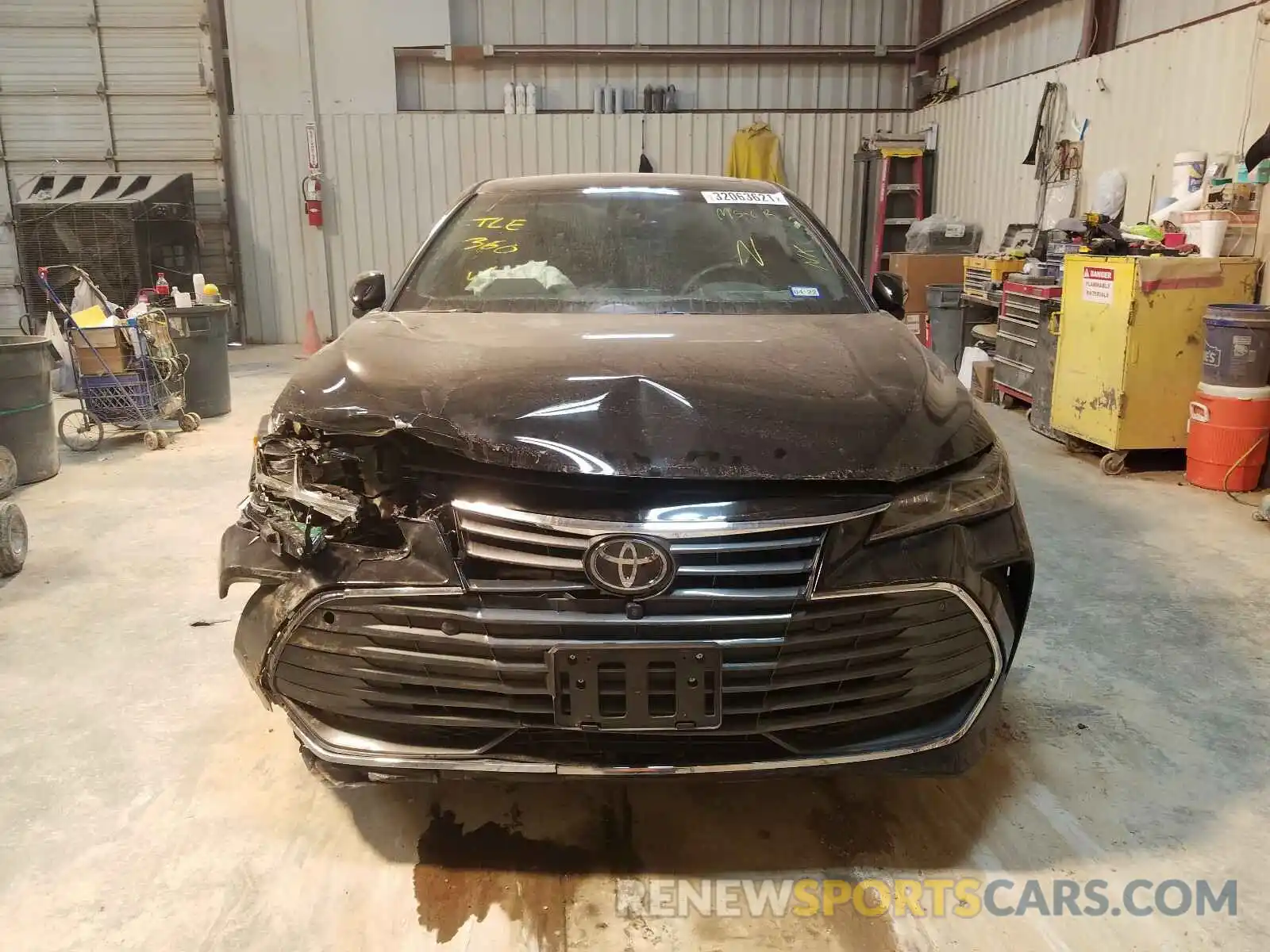 9 Photograph of a damaged car 4T1DZ1FB0LU042232 TOYOTA AVALON 2020