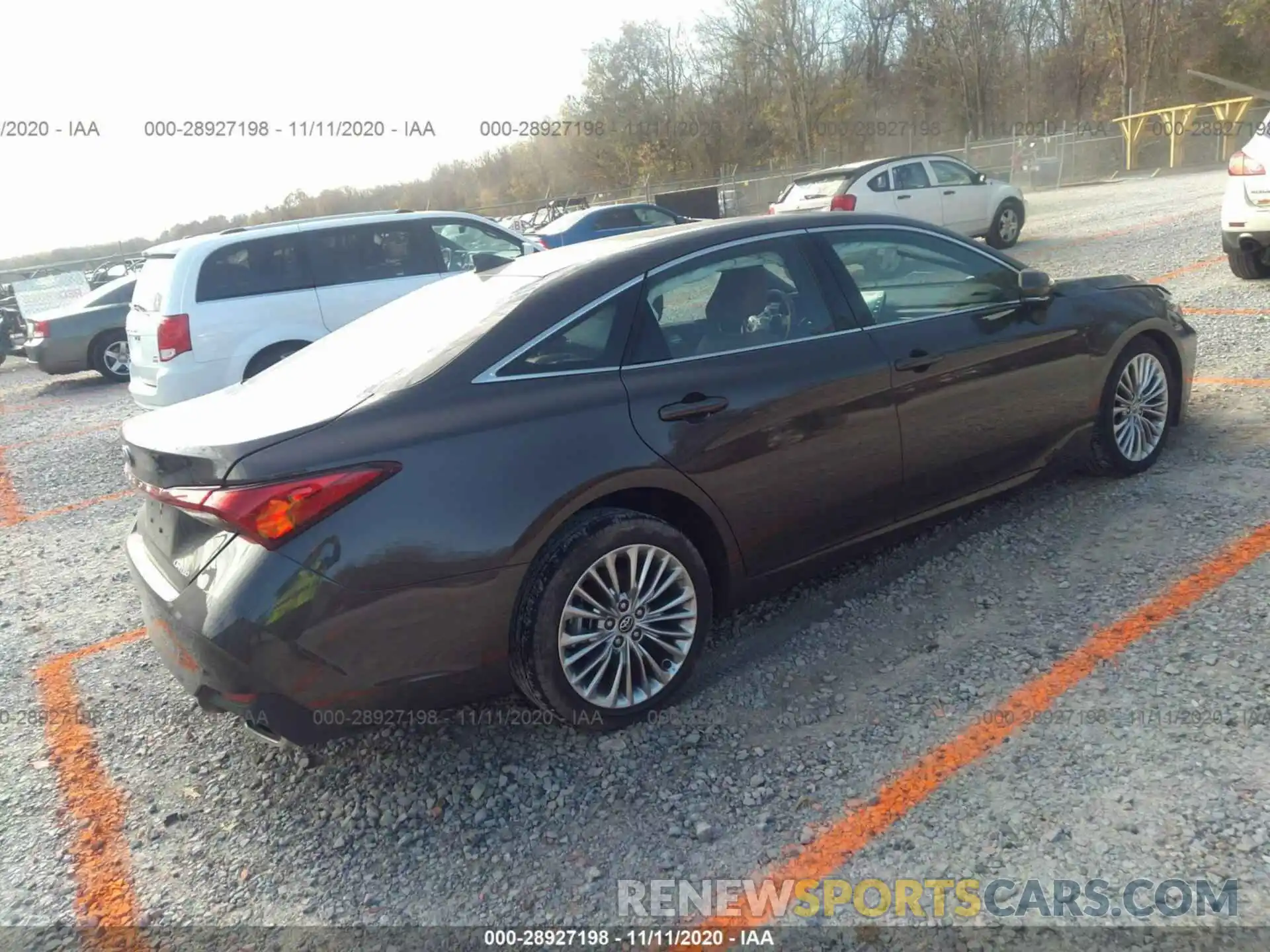 4 Photograph of a damaged car 4T1DZ1FB0LU047141 TOYOTA AVALON 2020