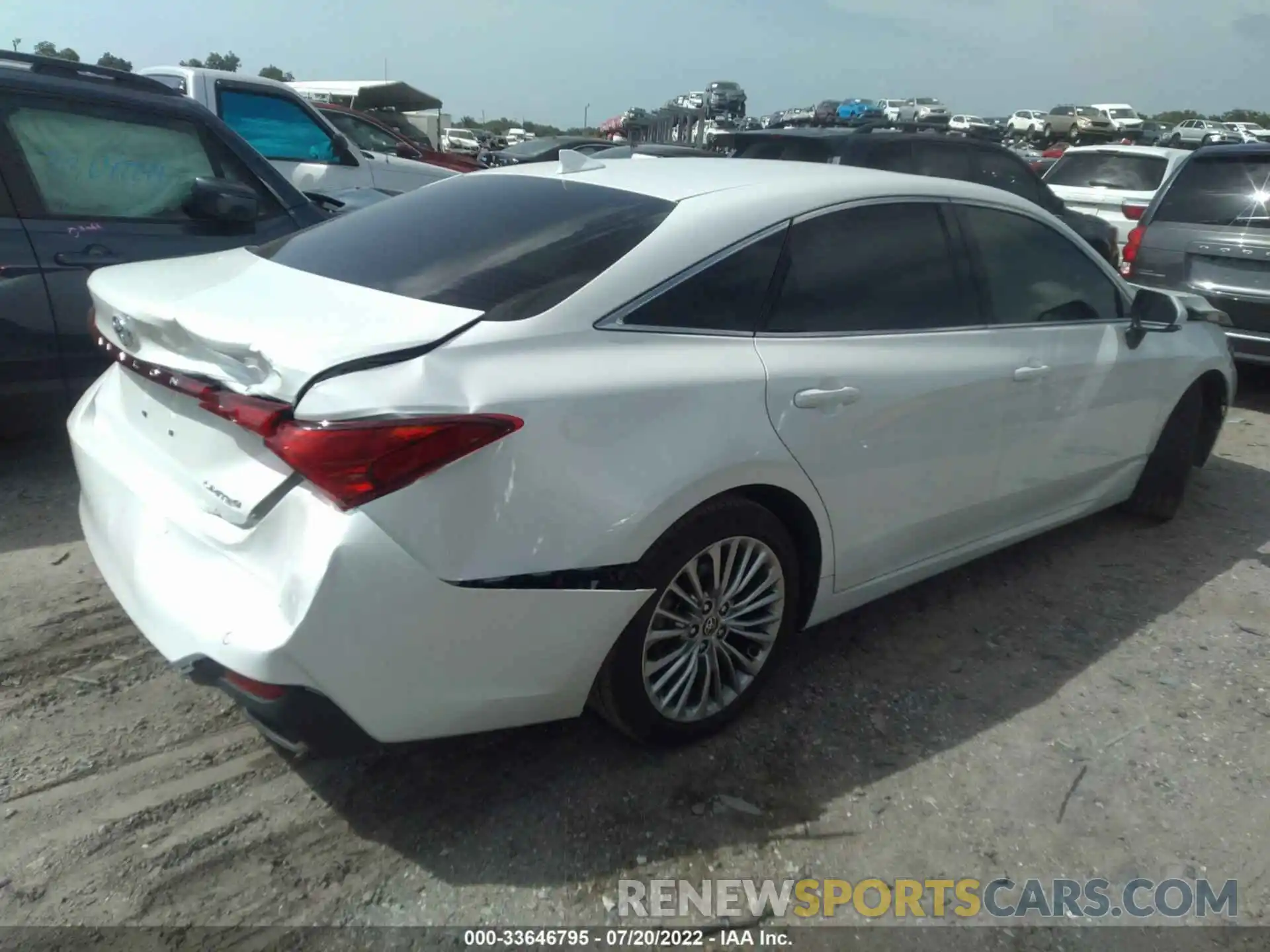 4 Photograph of a damaged car 4T1DZ1FB0LU052274 TOYOTA AVALON 2020