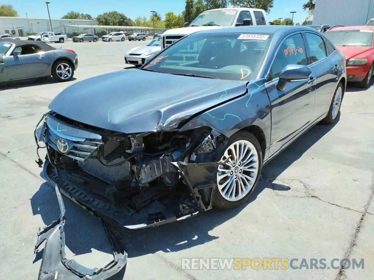 2 Photograph of a damaged car 4T1DZ1FB1LU040828 TOYOTA AVALON 2020