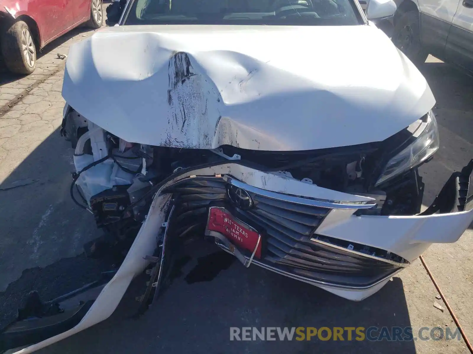 7 Photograph of a damaged car 4T1DZ1FB1LU040960 TOYOTA AVALON 2020