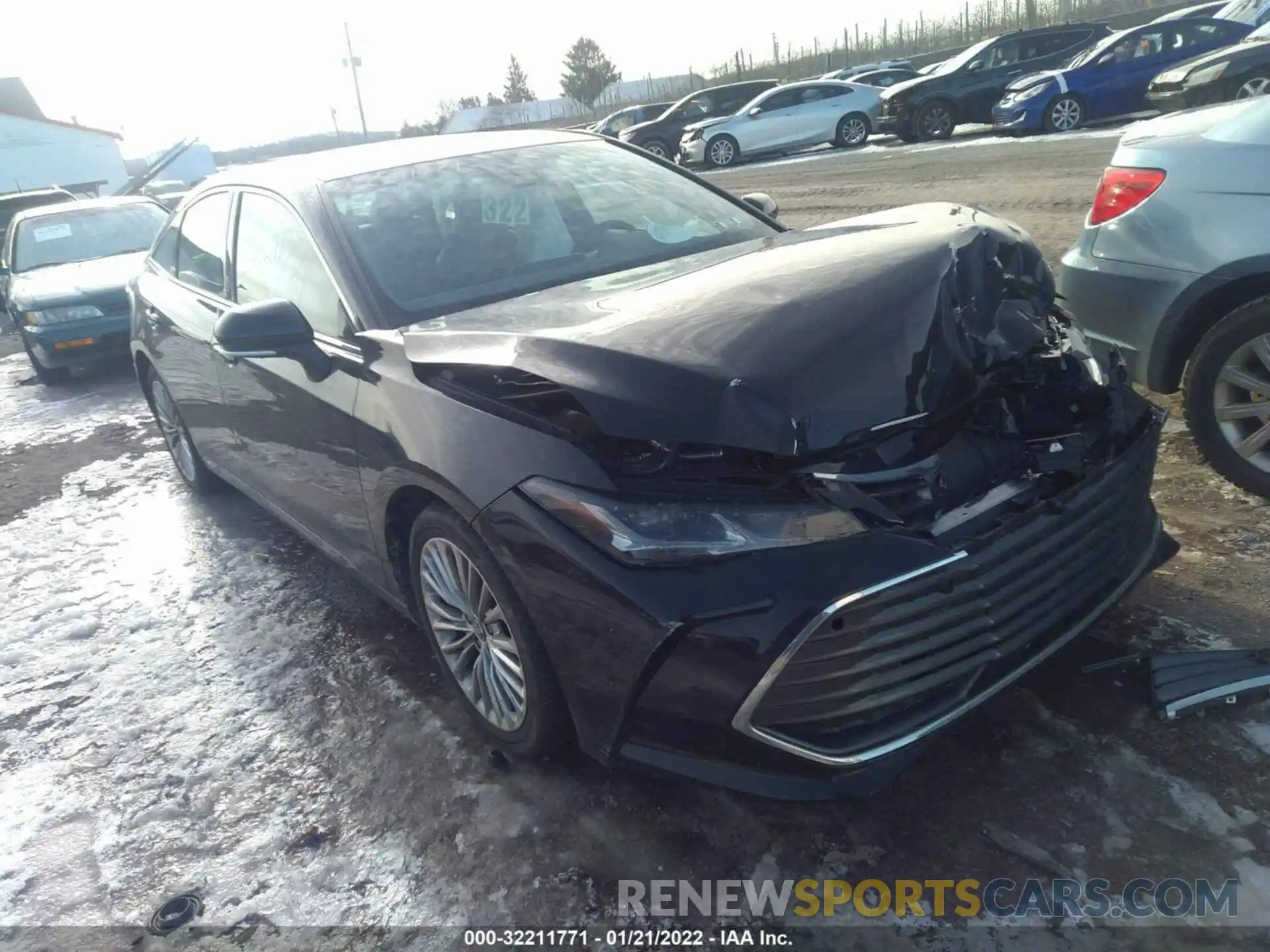 1 Photograph of a damaged car 4T1DZ1FB2LU052552 TOYOTA AVALON 2020