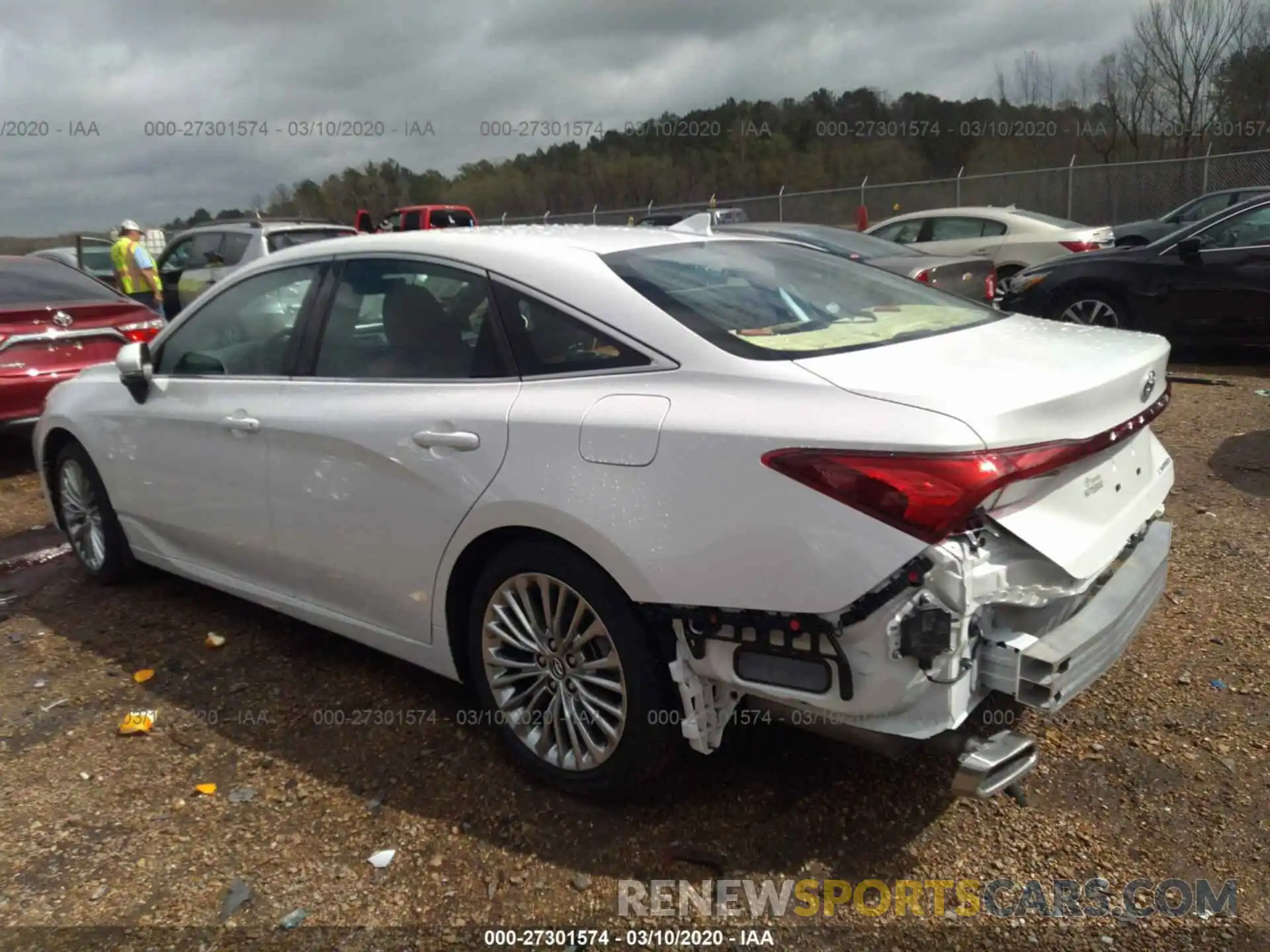 3 Photograph of a damaged car 4T1DZ1FB3LU043973 TOYOTA AVALON 2020