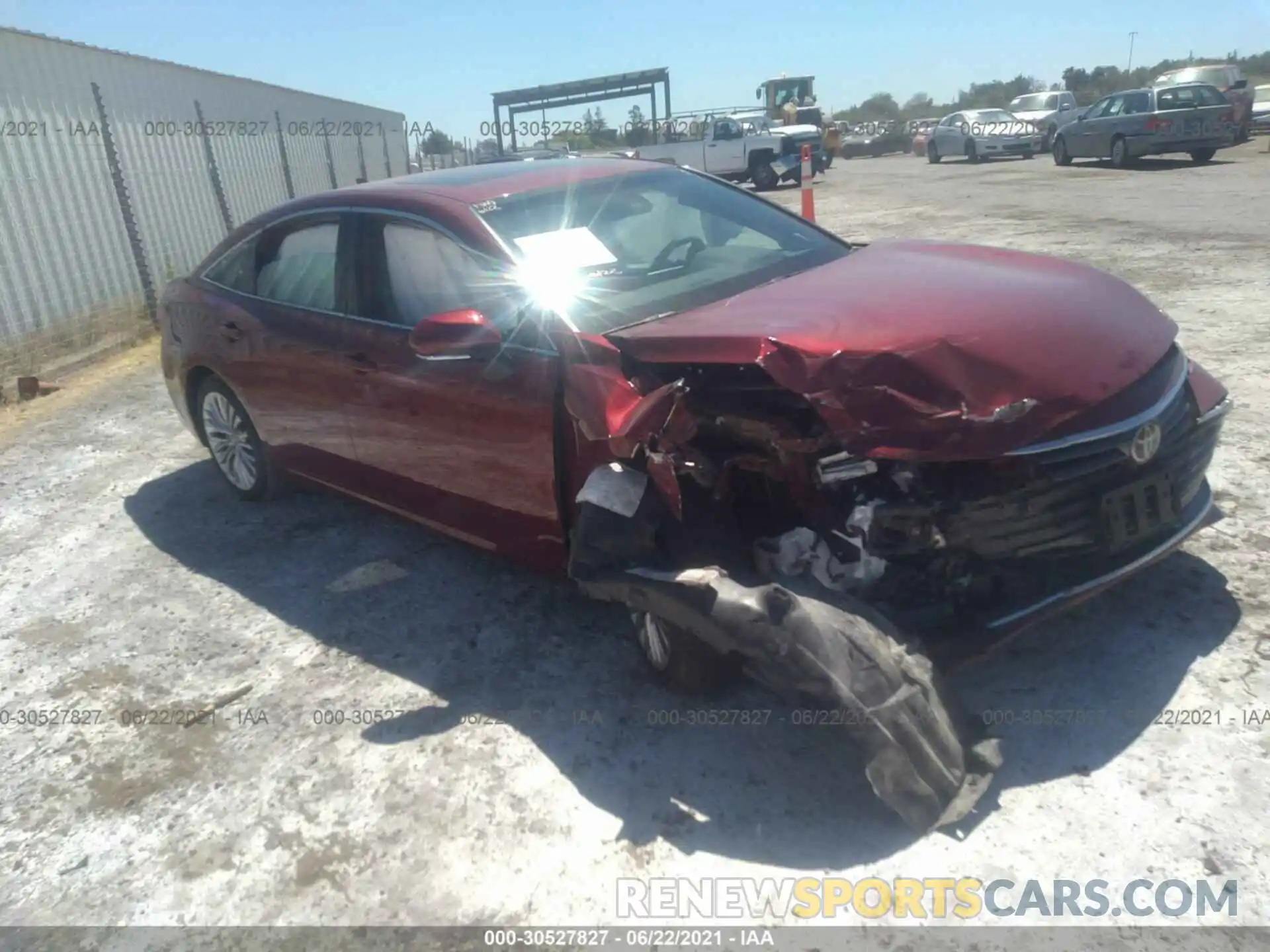 1 Photograph of a damaged car 4T1DZ1FB4LU042900 TOYOTA AVALON 2020