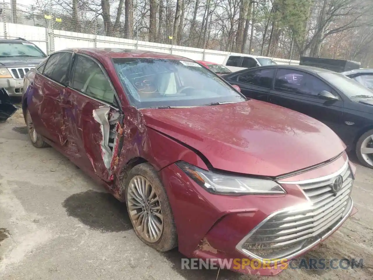 1 Photograph of a damaged car 4T1DZ1FB4LU055145 TOYOTA AVALON 2020