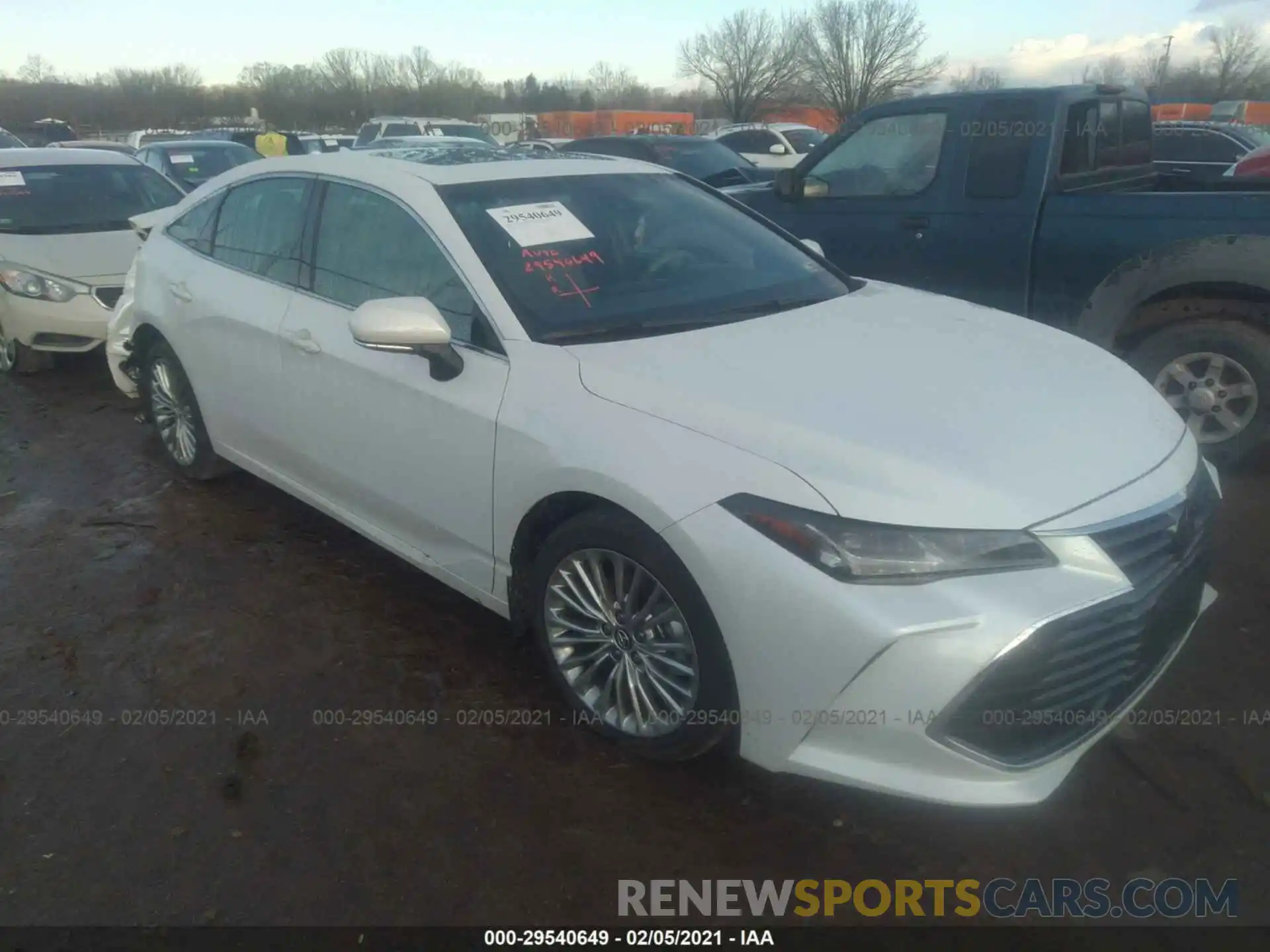 1 Photograph of a damaged car 4T1DZ1FB6LU047029 TOYOTA AVALON 2020