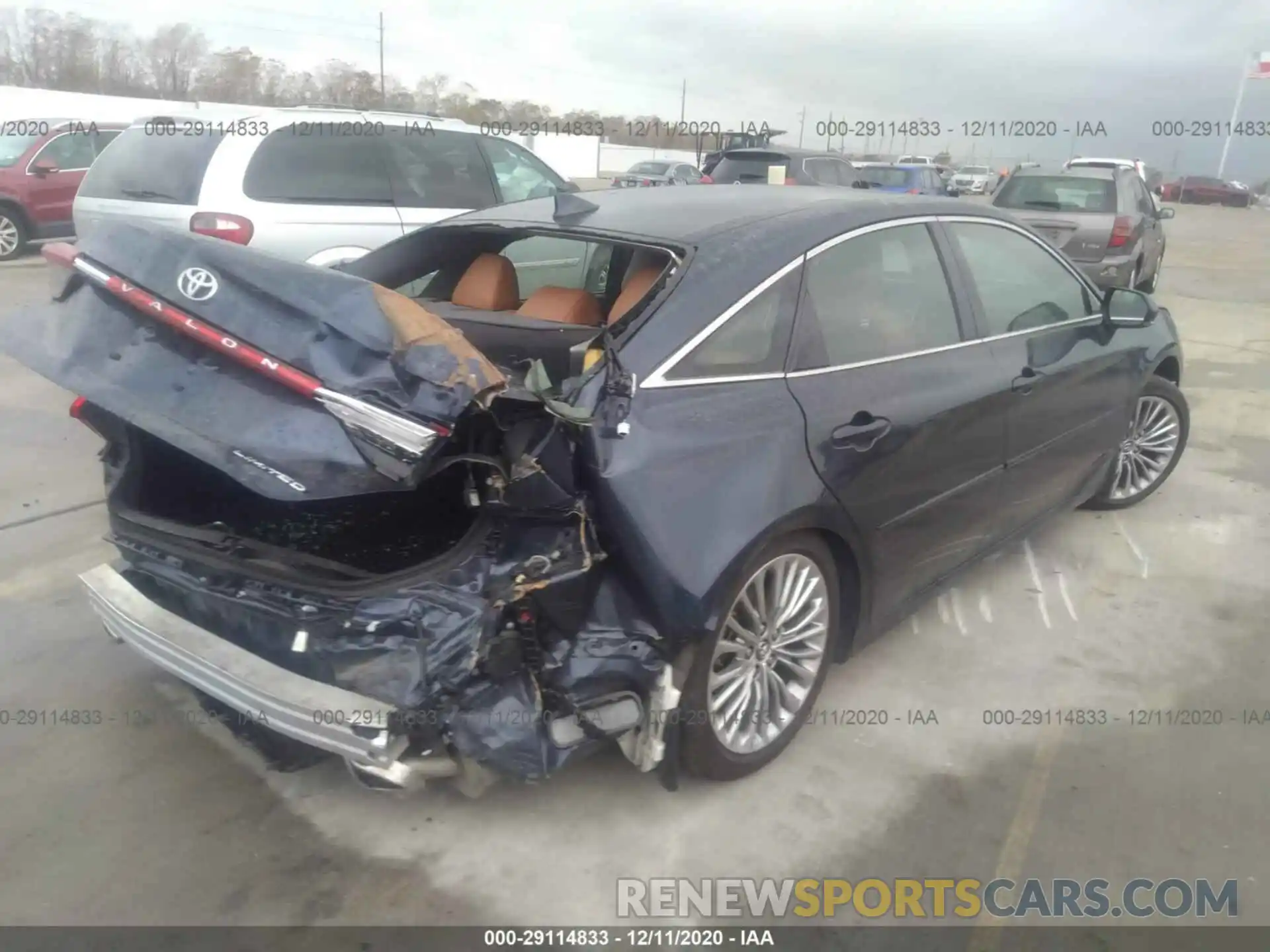 4 Photograph of a damaged car 4T1DZ1FB7LU040526 TOYOTA AVALON 2020