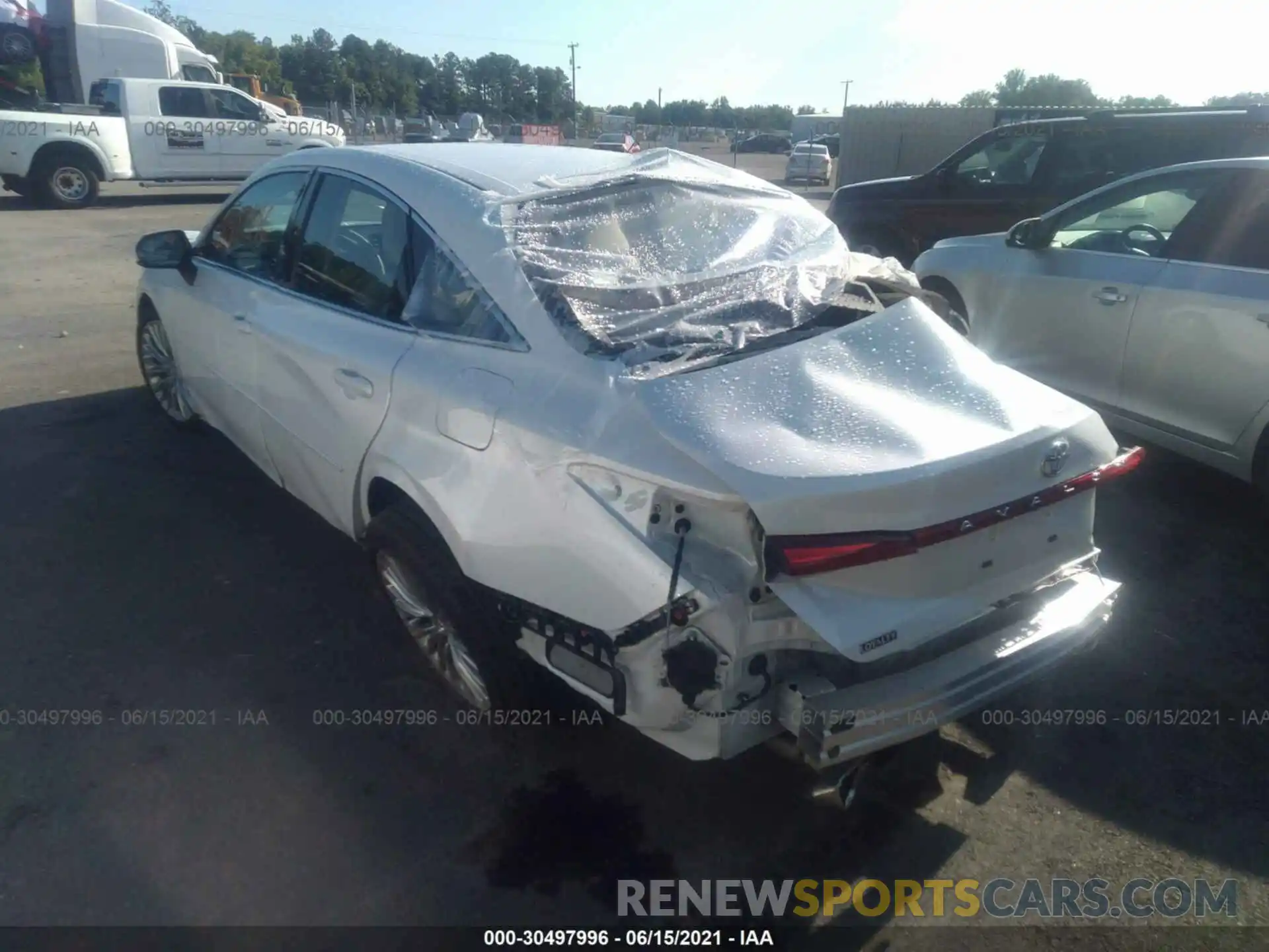 3 Photograph of a damaged car 4T1DZ1FB7LU042583 TOYOTA AVALON 2020