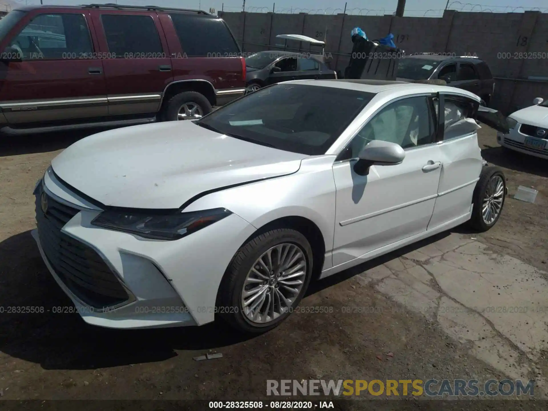 2 Photograph of a damaged car 4T1DZ1FB7LU044091 TOYOTA AVALON 2020