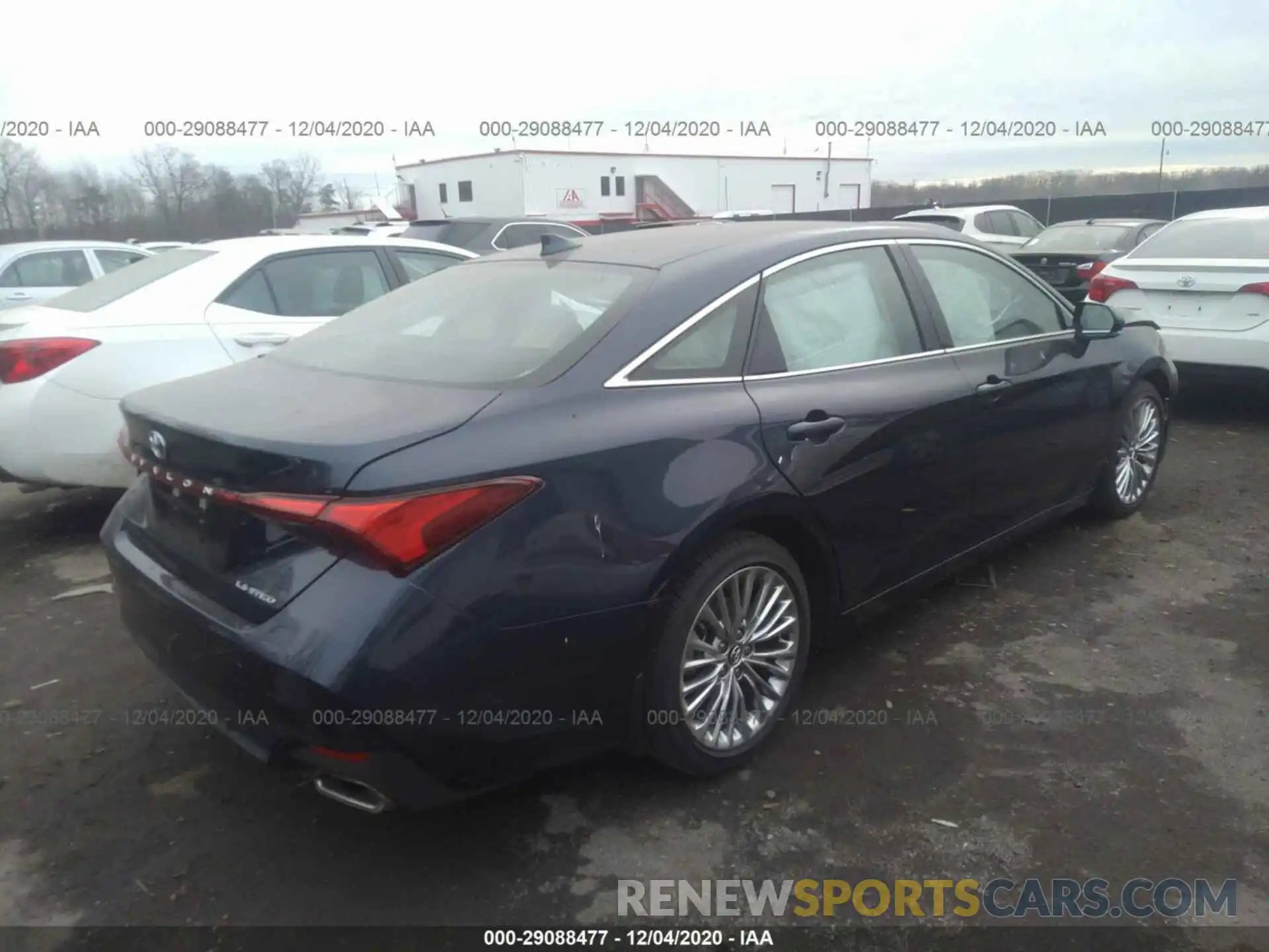 4 Photograph of a damaged car 4T1DZ1FB8LU050658 TOYOTA AVALON 2020