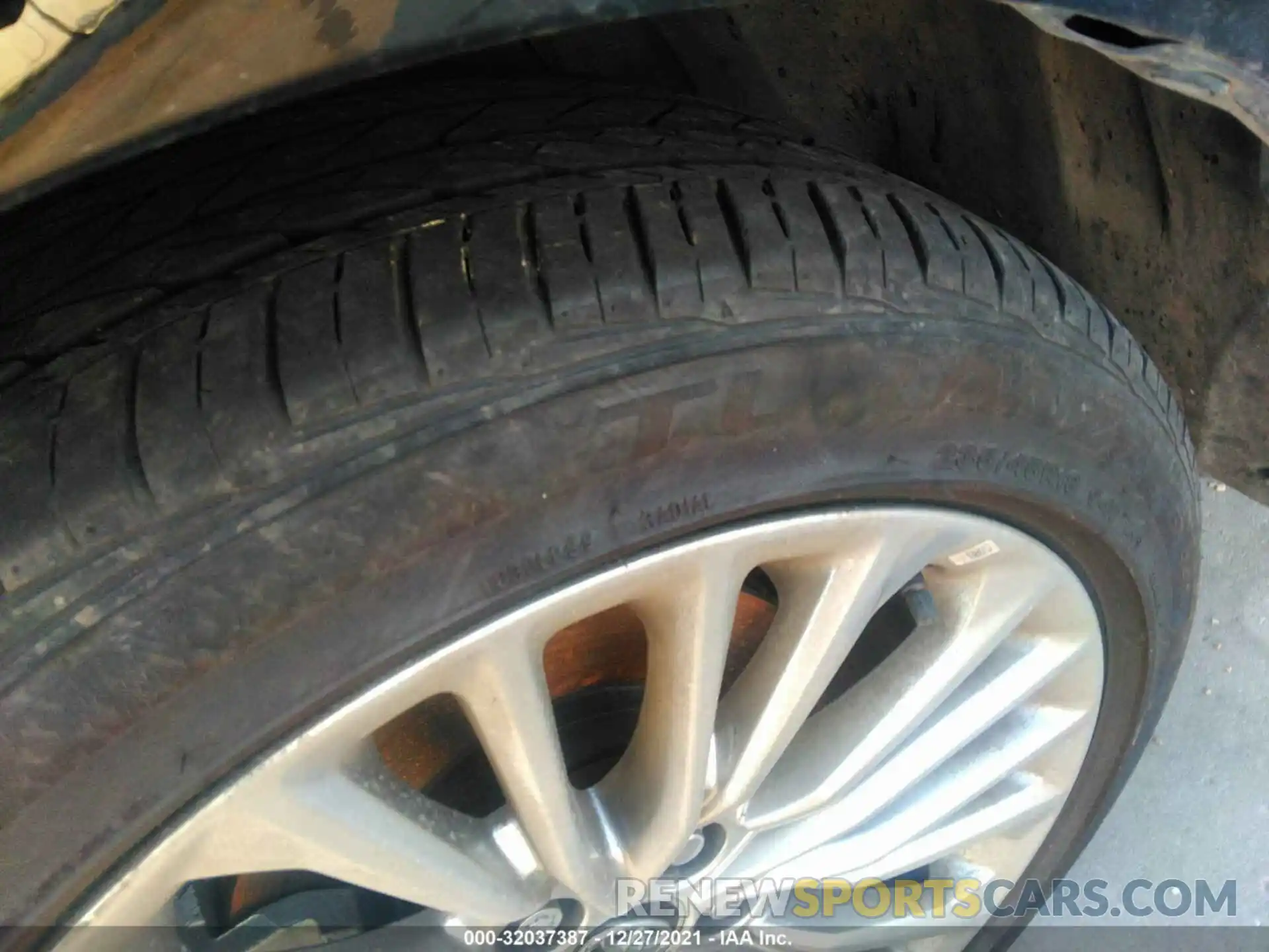 12 Фотография поврежденного автомобиля 4T1DZ1FB9LU045498 TOYOTA AVALON 2020