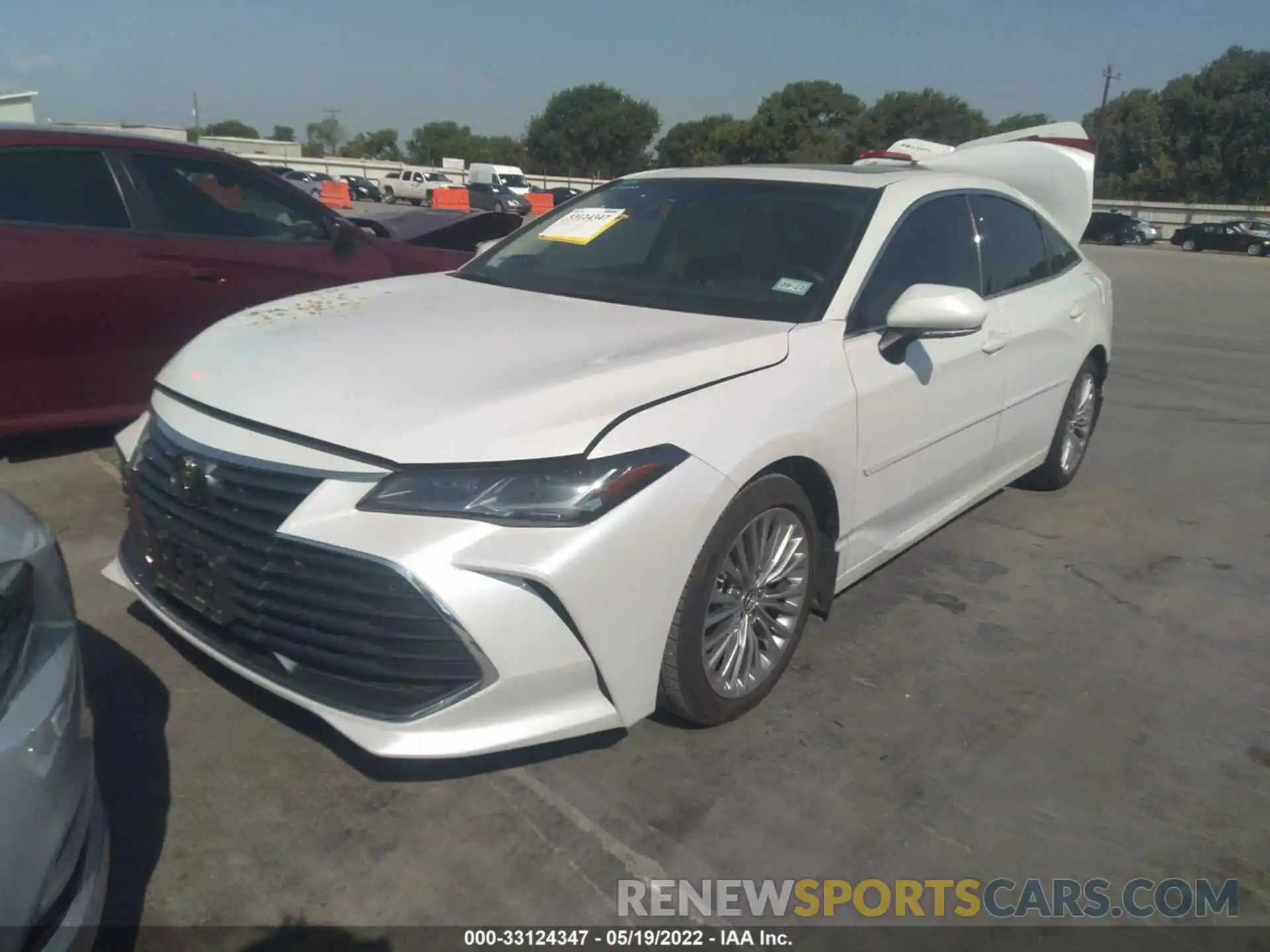 2 Photograph of a damaged car 4T1DZ1FBXLU041976 TOYOTA AVALON 2020