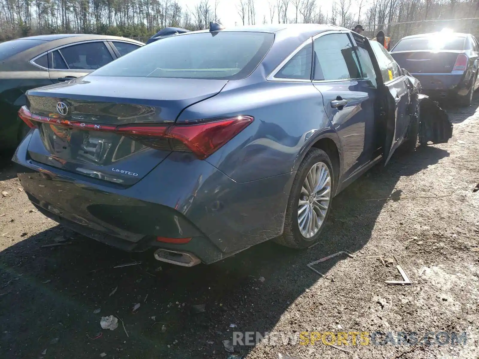 4 Photograph of a damaged car 4T1DZ1FBXLU054551 TOYOTA AVALON 2020