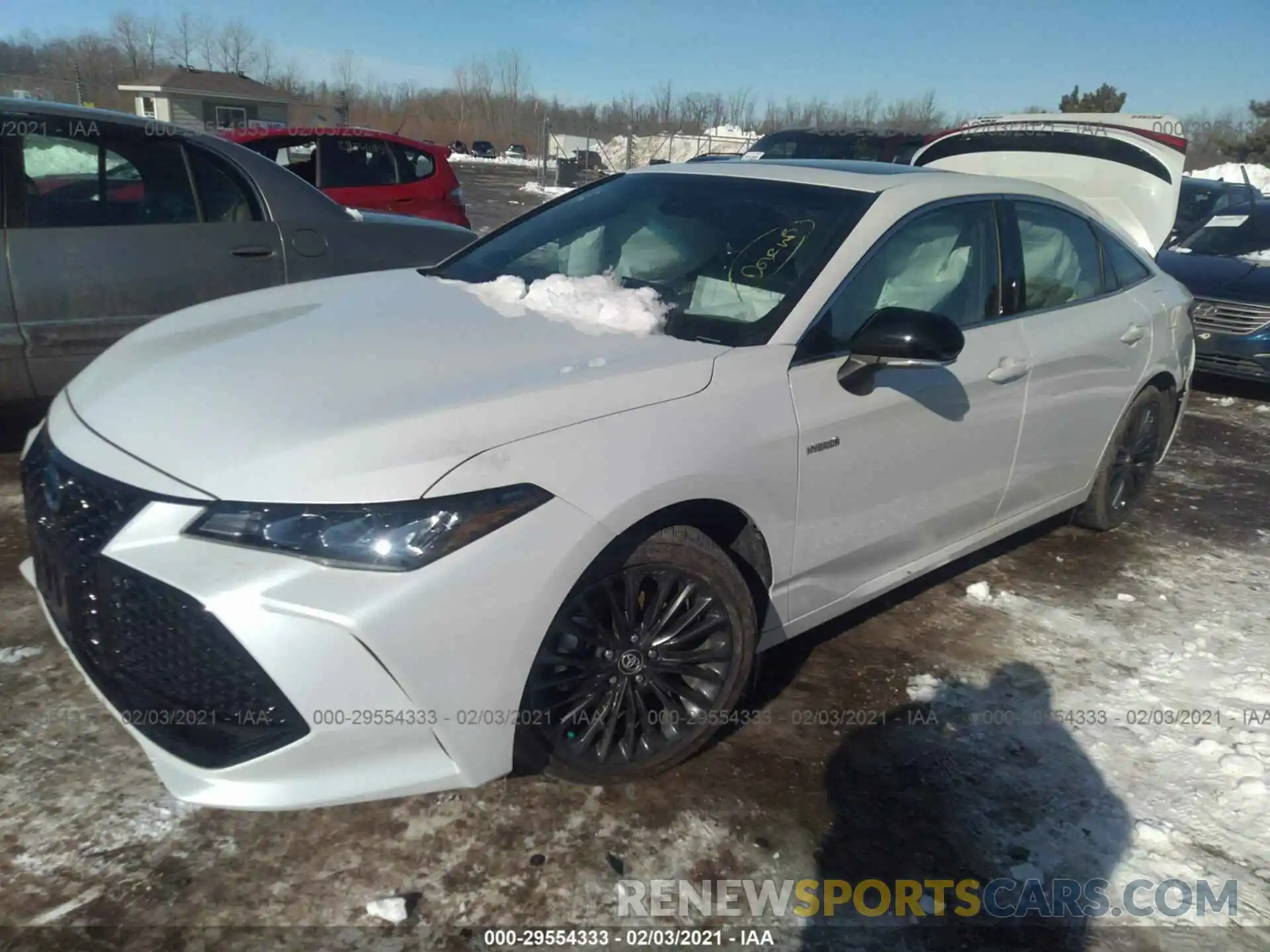 2 Photograph of a damaged car 4T1E21FB5LU015181 TOYOTA AVALON 2020