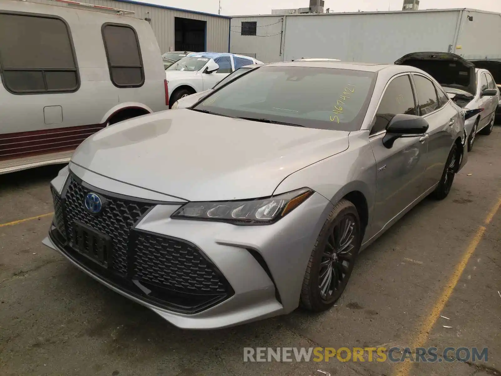 2 Photograph of a damaged car 4T1E21FB5LU016900 TOYOTA AVALON 2020