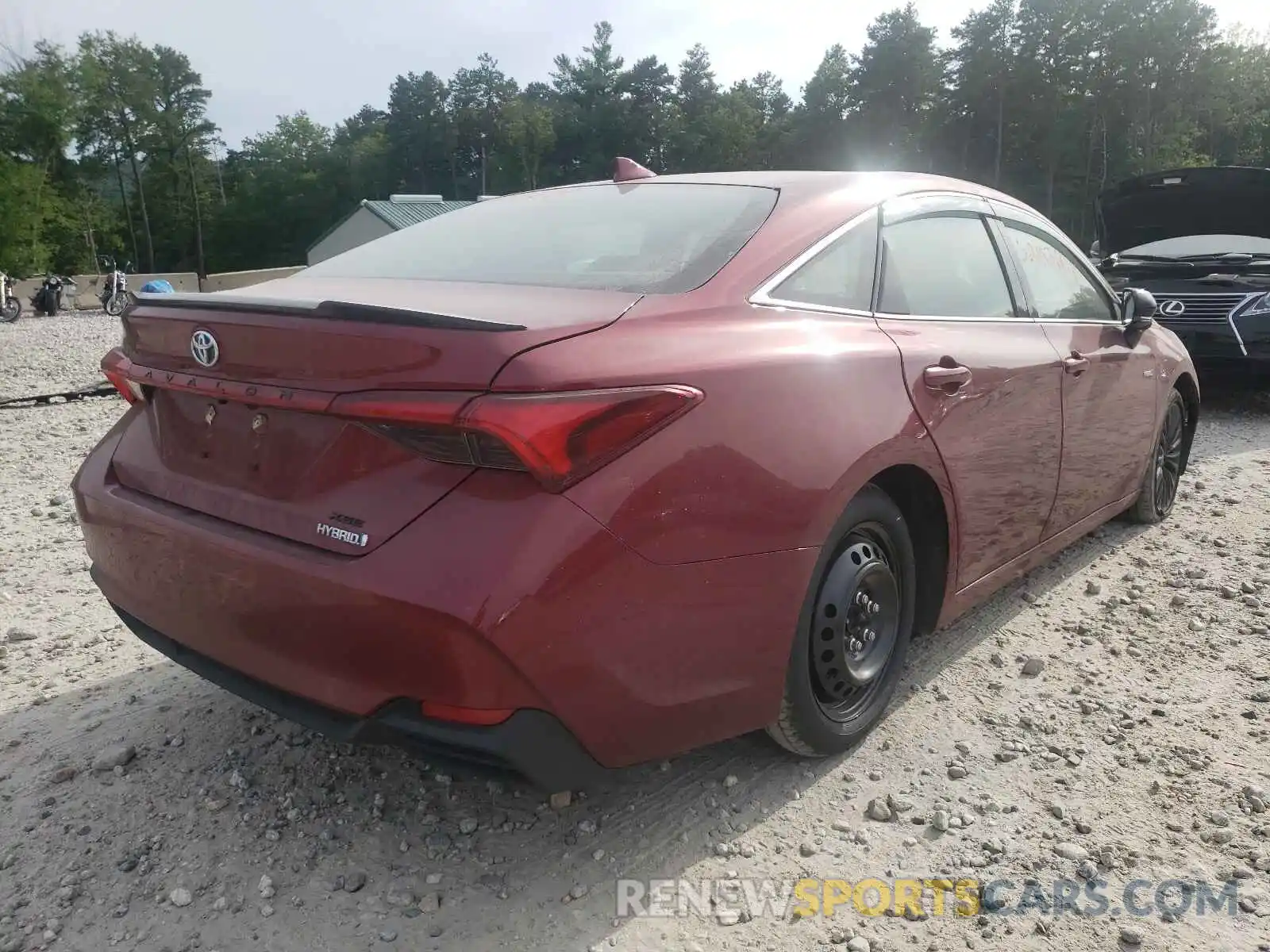 4 Photograph of a damaged car 4T1E21FB7LU012461 TOYOTA AVALON 2020