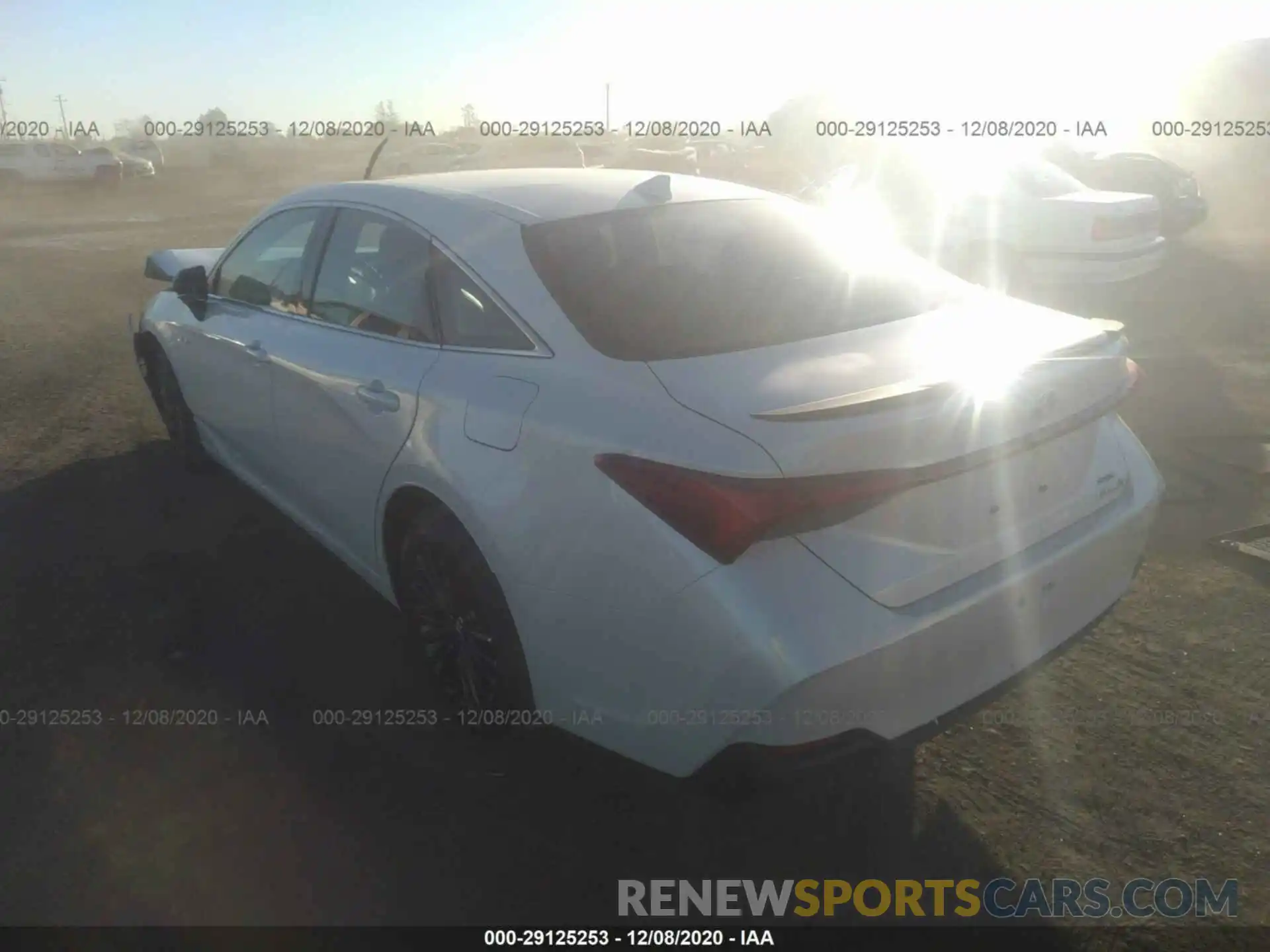 3 Photograph of a damaged car 4T1E21FB8LU014882 TOYOTA AVALON 2020