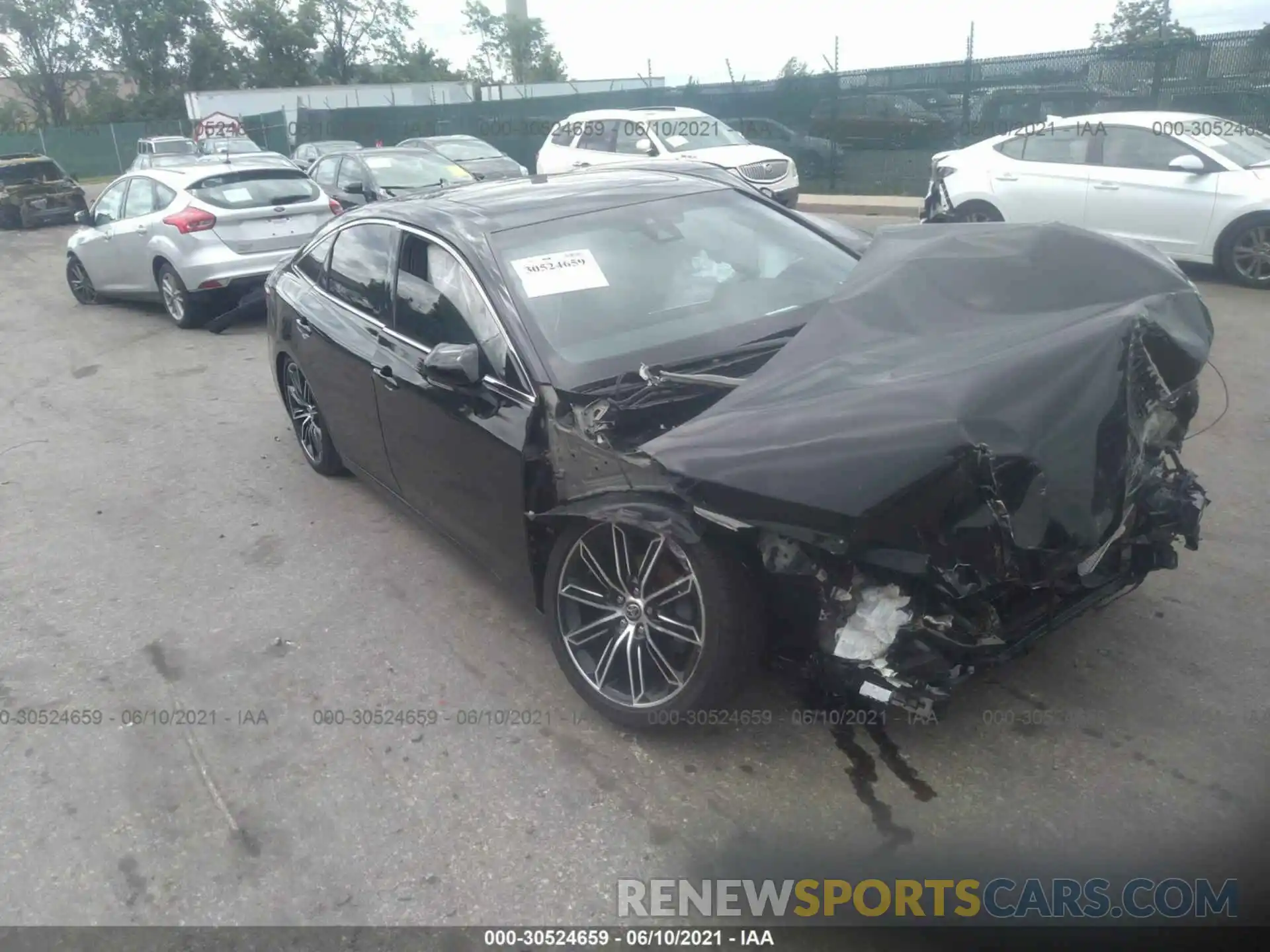 1 Photograph of a damaged car 4T1EZ1FB4LU052556 TOYOTA AVALON 2020