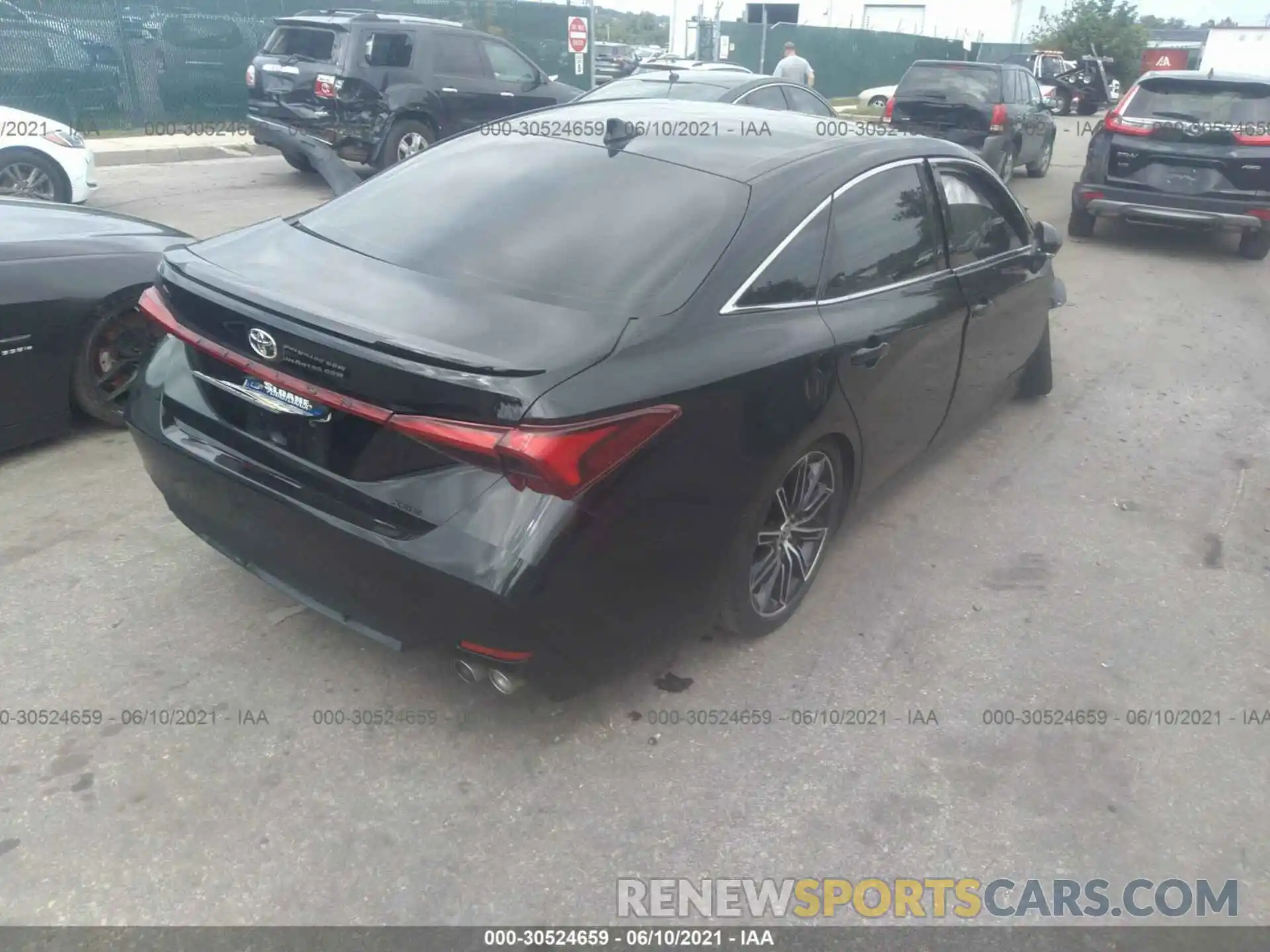 4 Photograph of a damaged car 4T1EZ1FB4LU052556 TOYOTA AVALON 2020