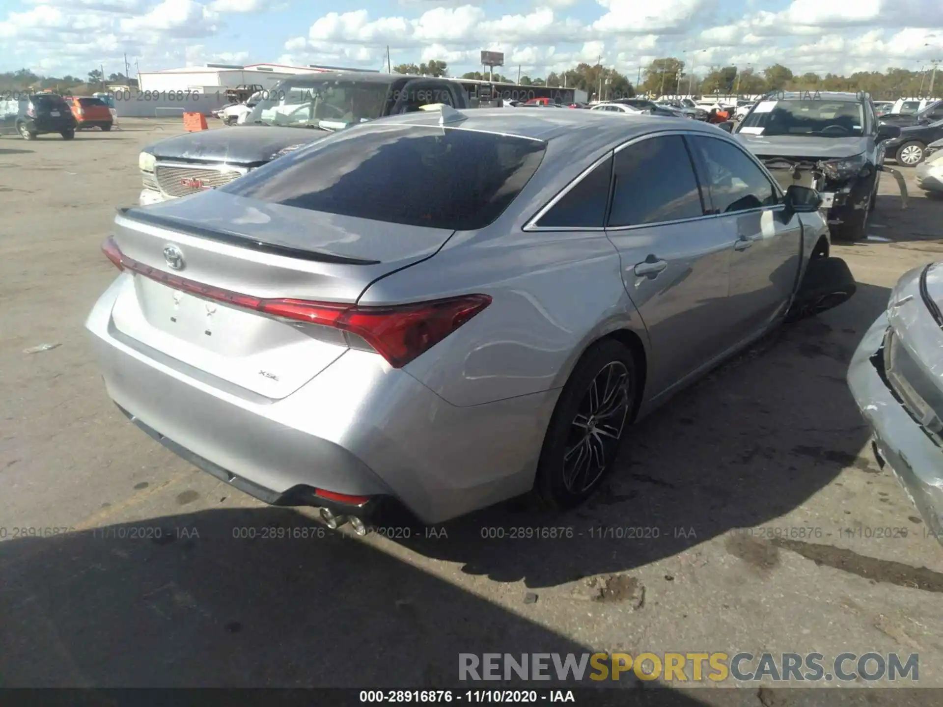 4 Photograph of a damaged car 4T1EZ1FB7LU050087 TOYOTA AVALON 2020