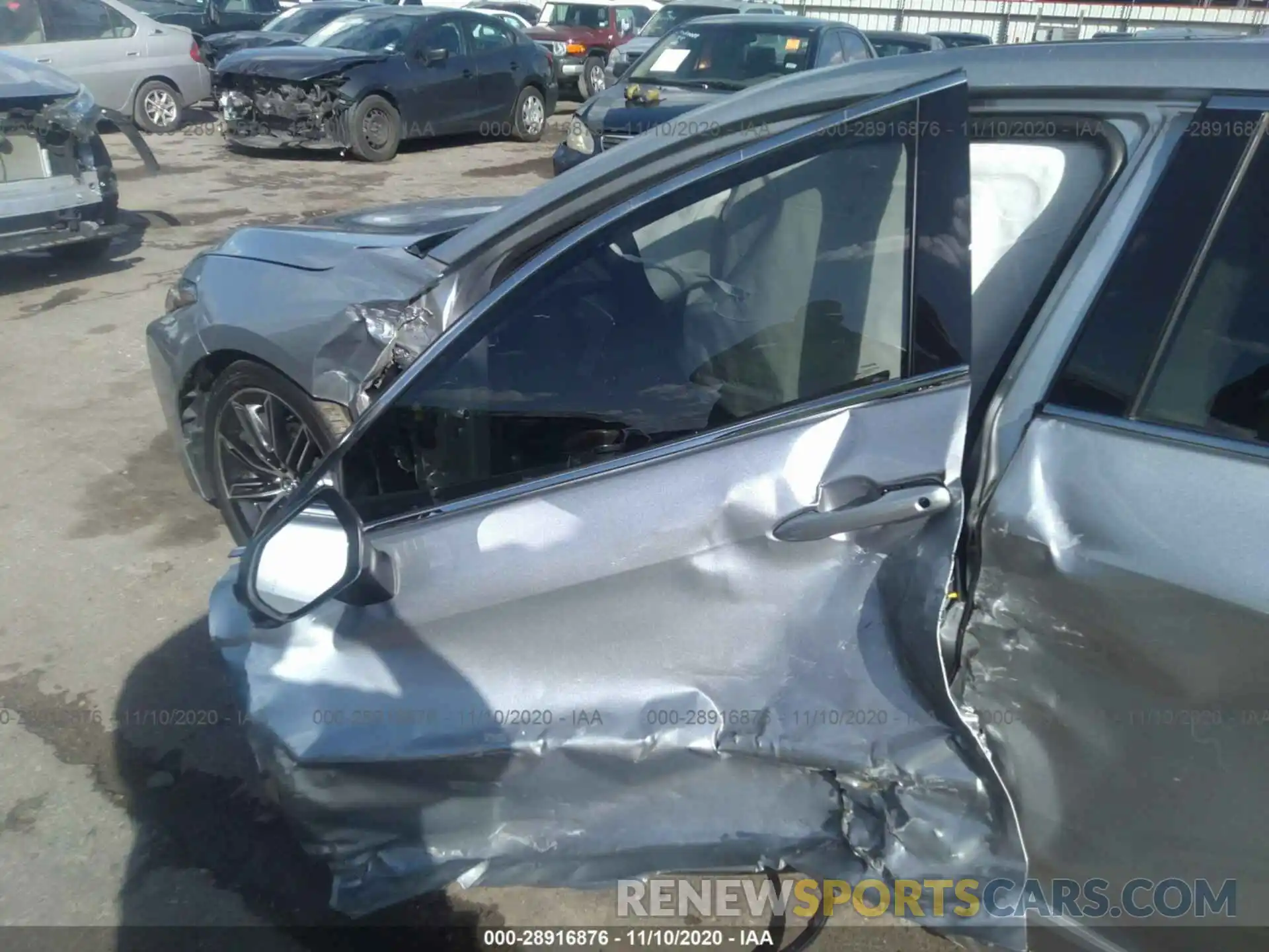 6 Photograph of a damaged car 4T1EZ1FB7LU050087 TOYOTA AVALON 2020